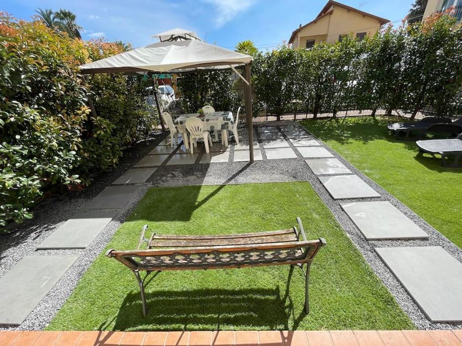 B179 - Riva appartamento con giardino view 2