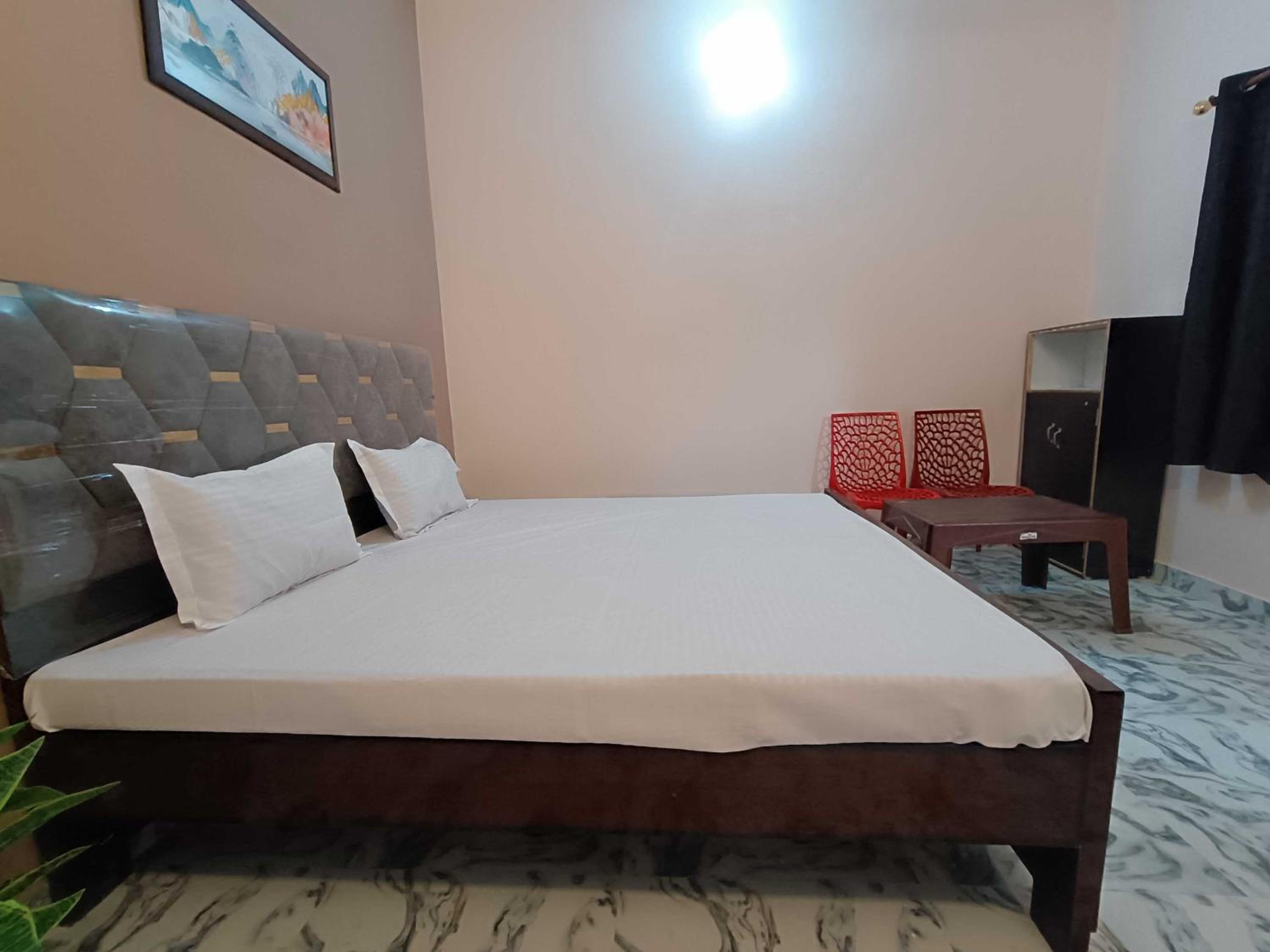 Hotel O Home Pari Mahal Homestay