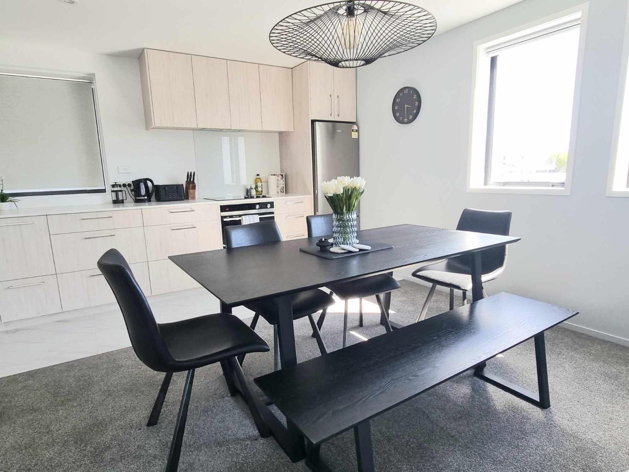 Brand New Luxury 3BR Apartment in Christchurch CBD view 3