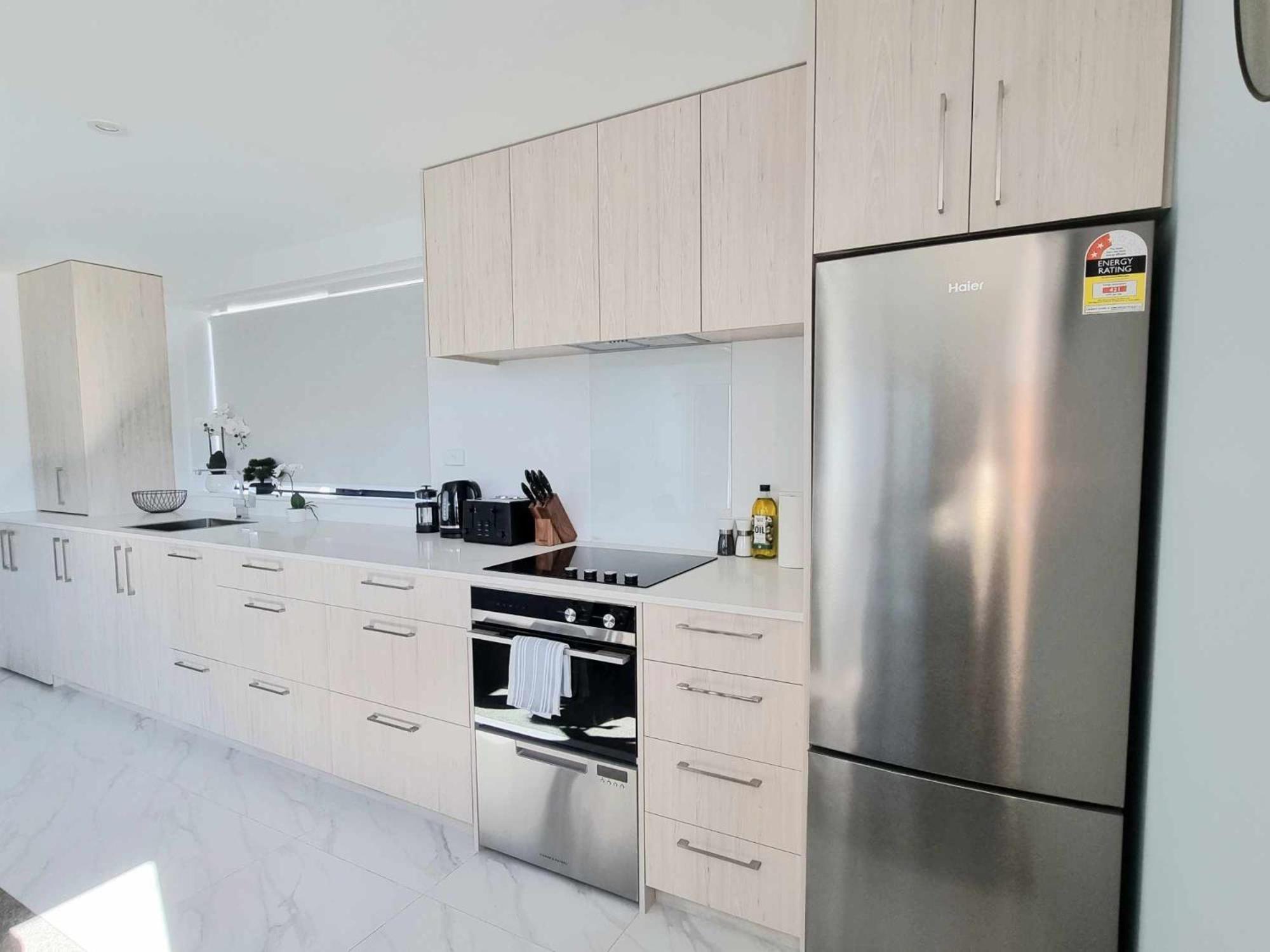 Brand New Luxury 3BR Apartment in Christchurch CBD view 5