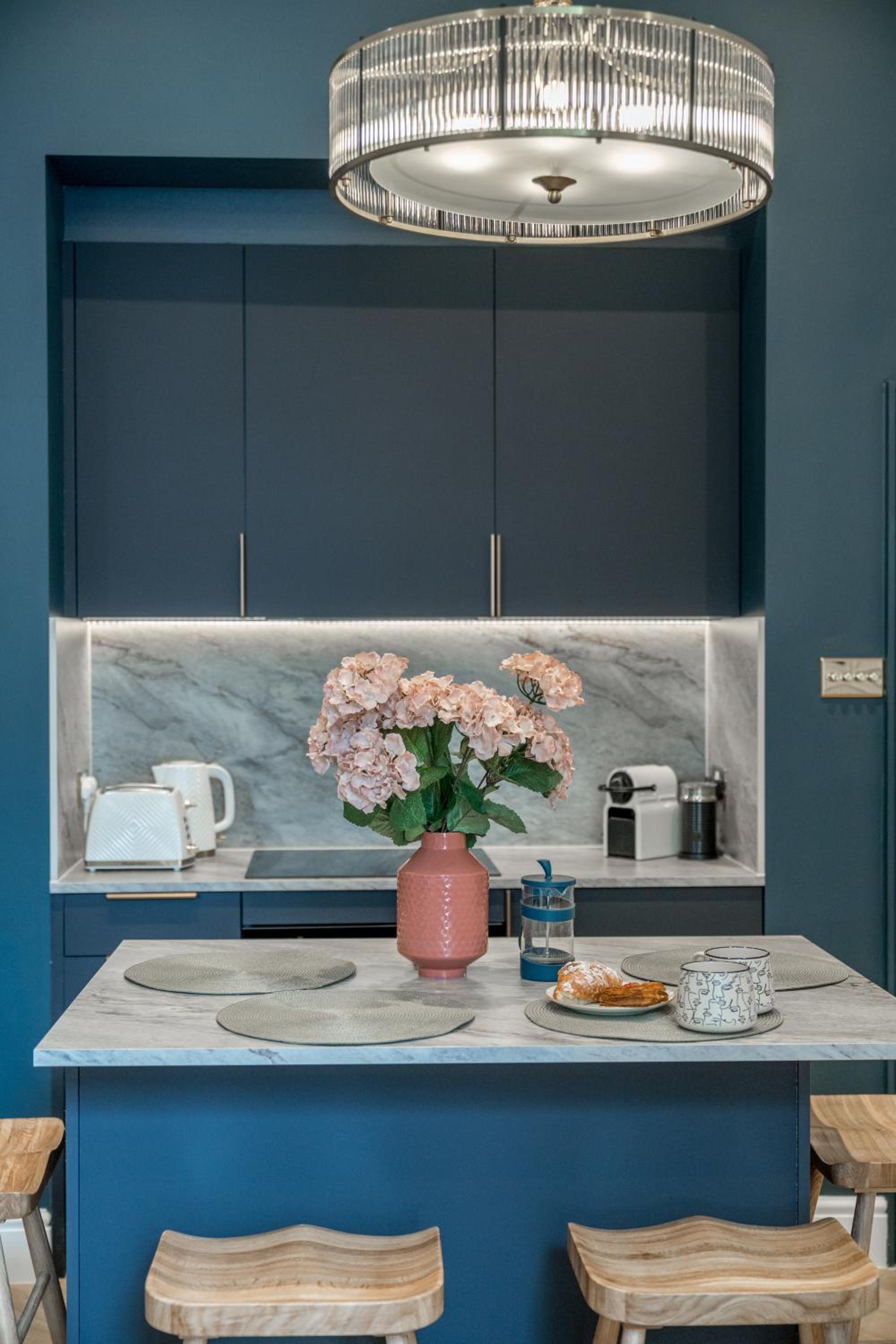 Victorian Blue - 2 bedroom flat Pimlico