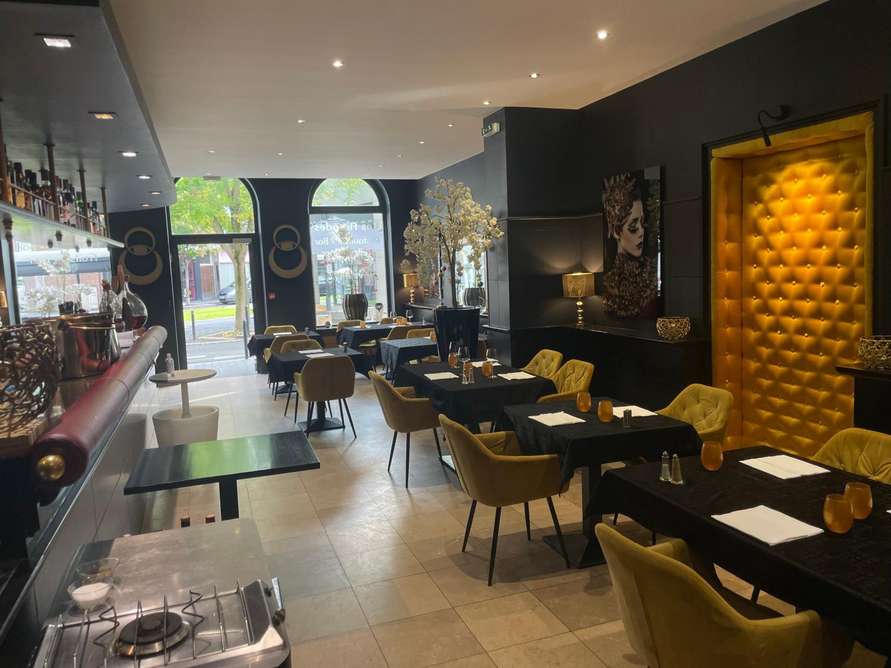 restaurant