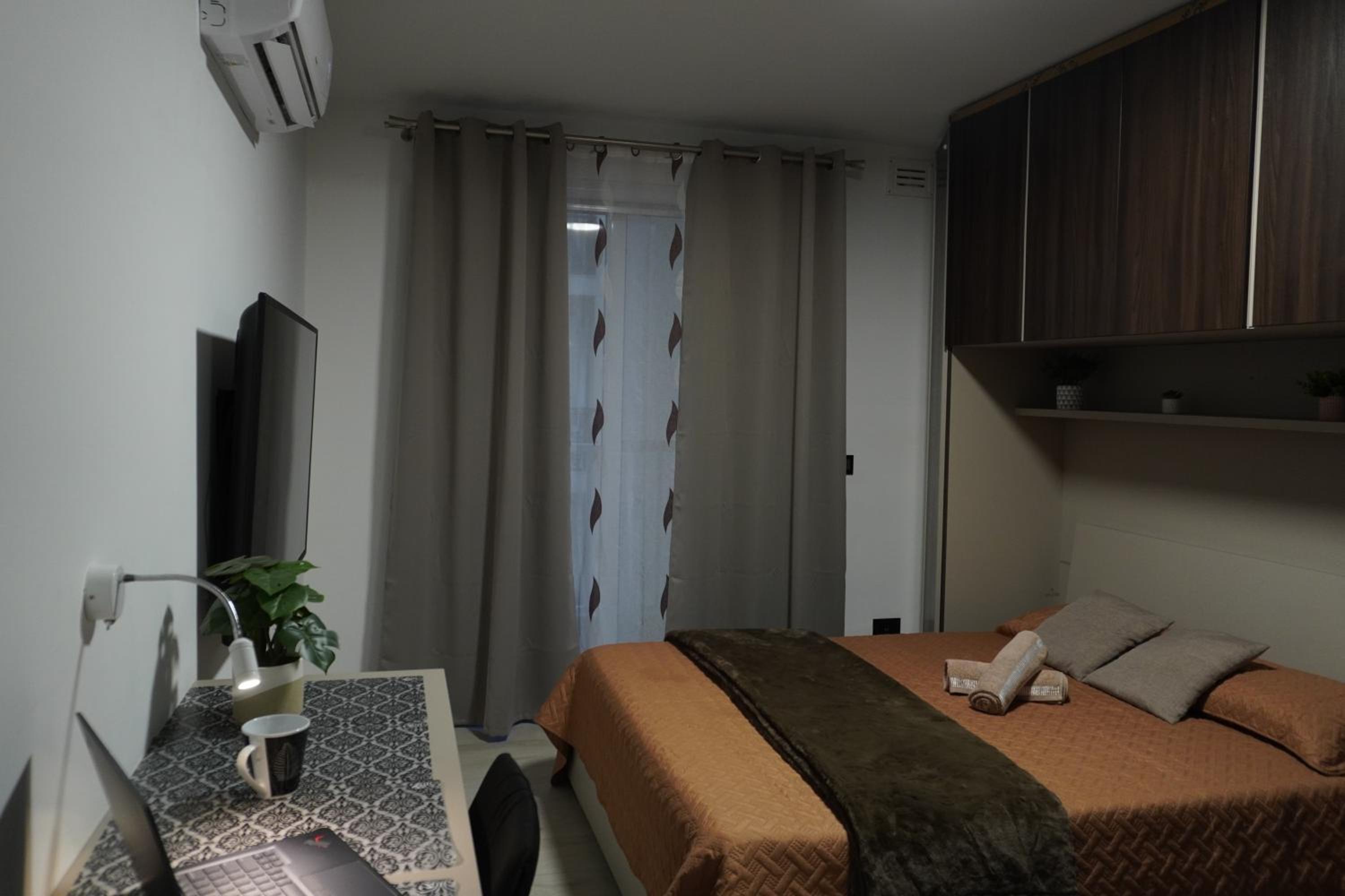 Cozy Private Room with Ensuite in Msida/Pieta - Near Valletta view 3
