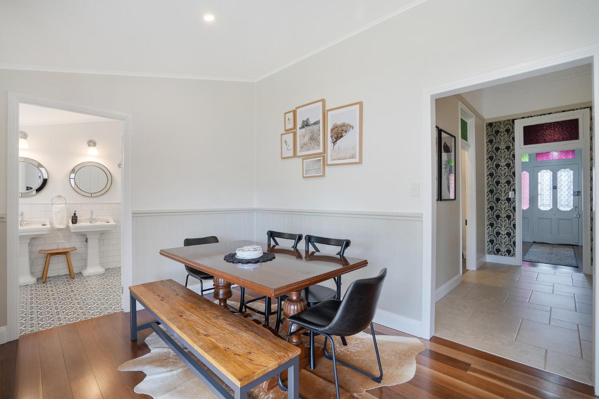 ‘Endsleigh Cottage’ - Modern Luxury, Aged Charm