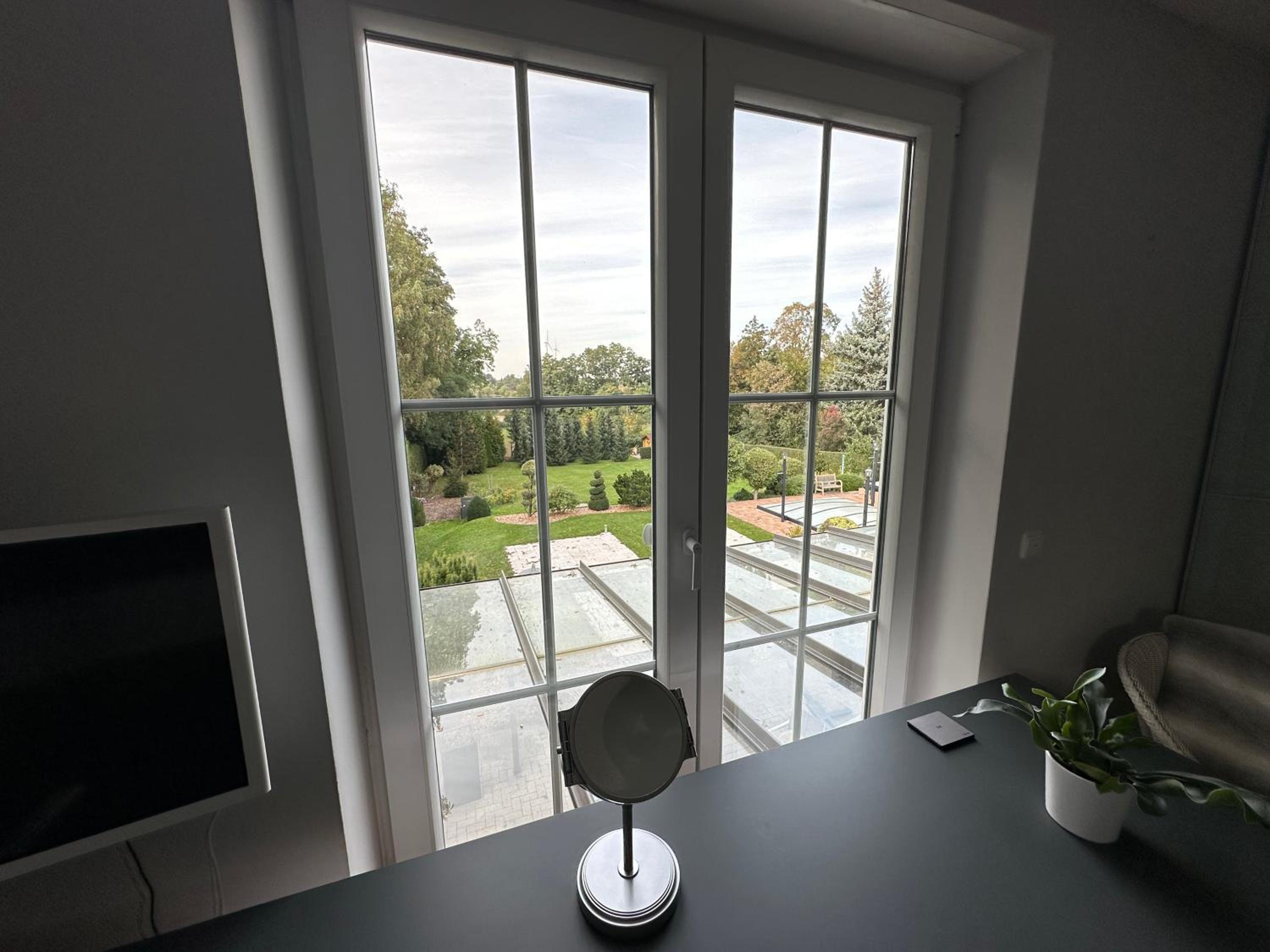 Stadtvilla in Leipzig 7 Personen 3 Schlafzimmer 2 Bäder Garten und Terrasse zentral gelegen Messe Innenstadt Seen