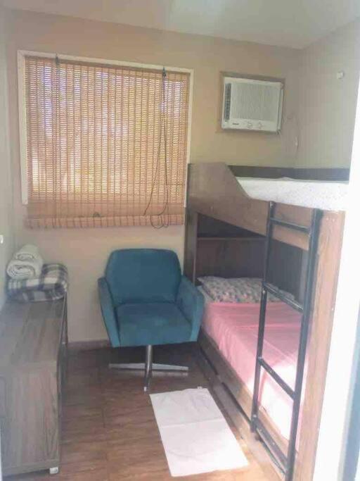 Casa Container com piscina