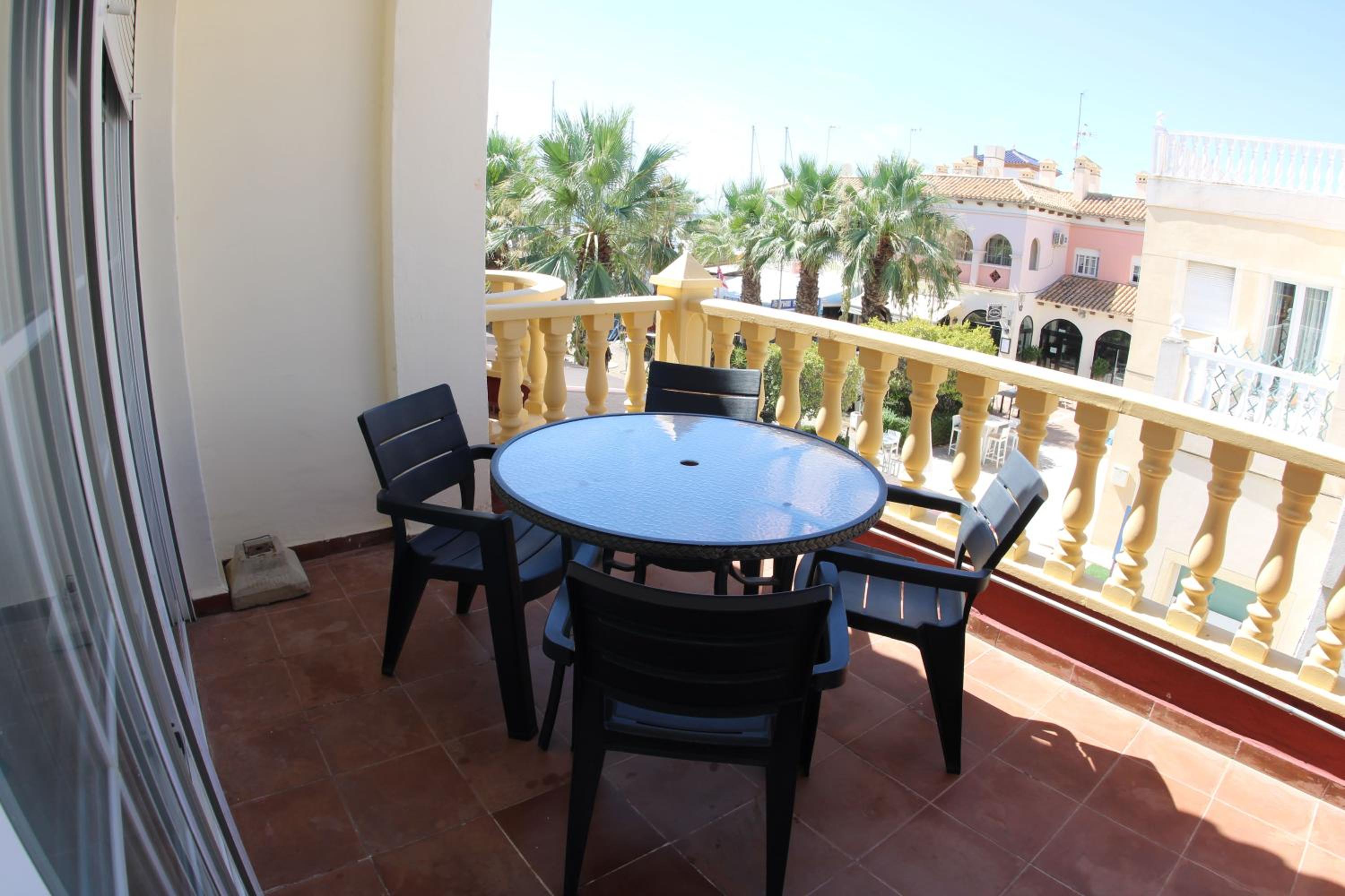 Apartamentos Marina Internacional