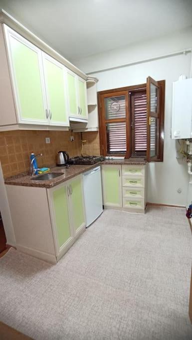 Taksimde teraslı daire