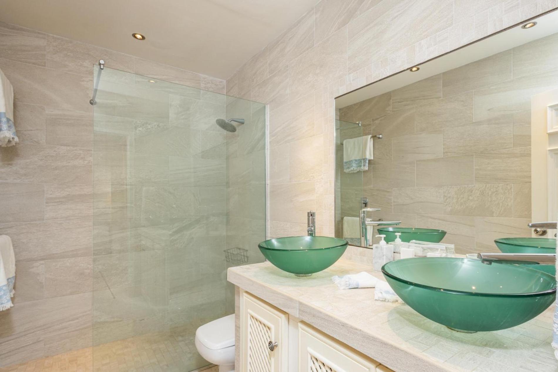 Lonetrees - Large Luxury Private Villa w Pool by One Caribbean Estates
