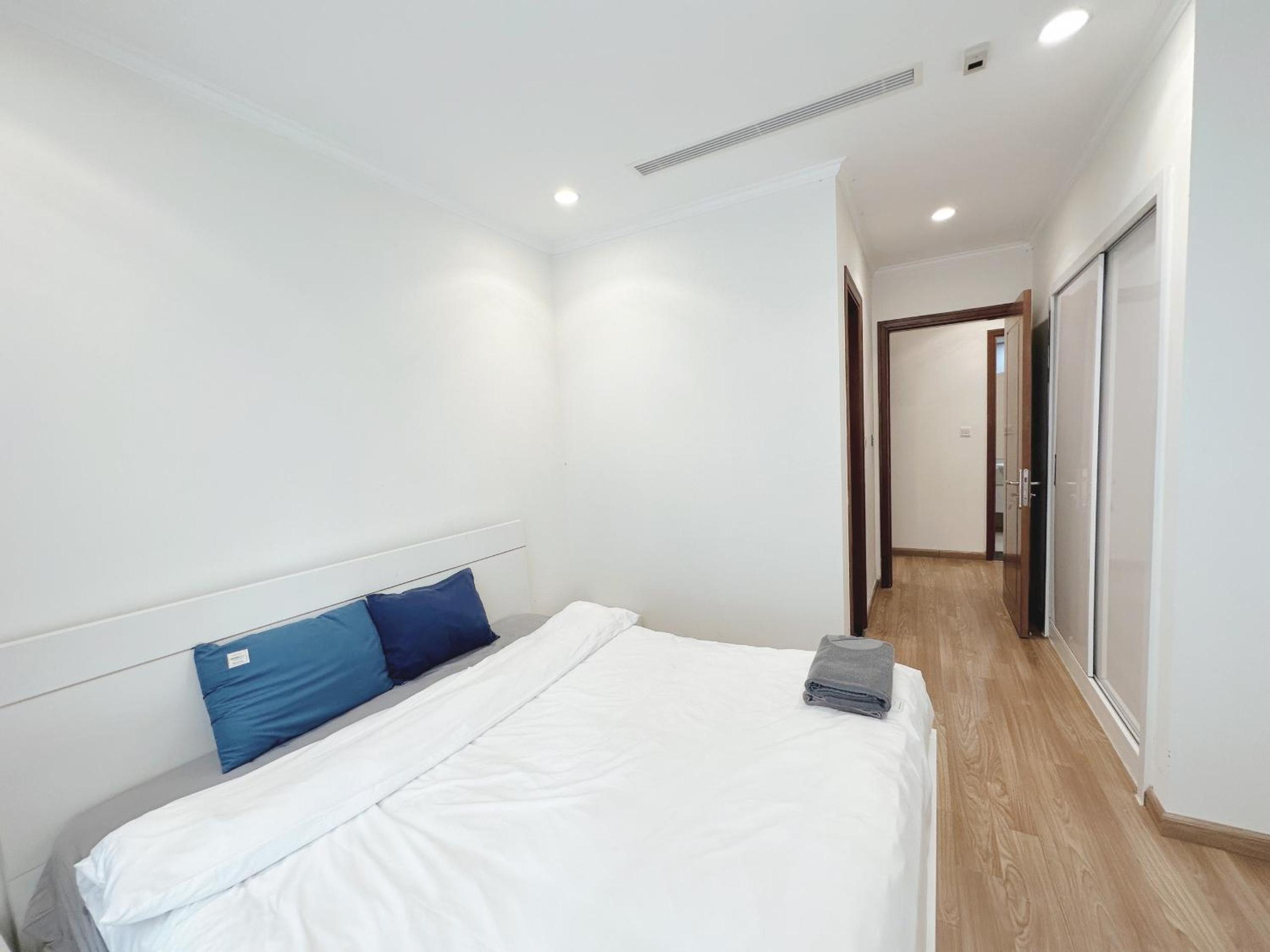 Cozy 2BR Apartment in Times City
