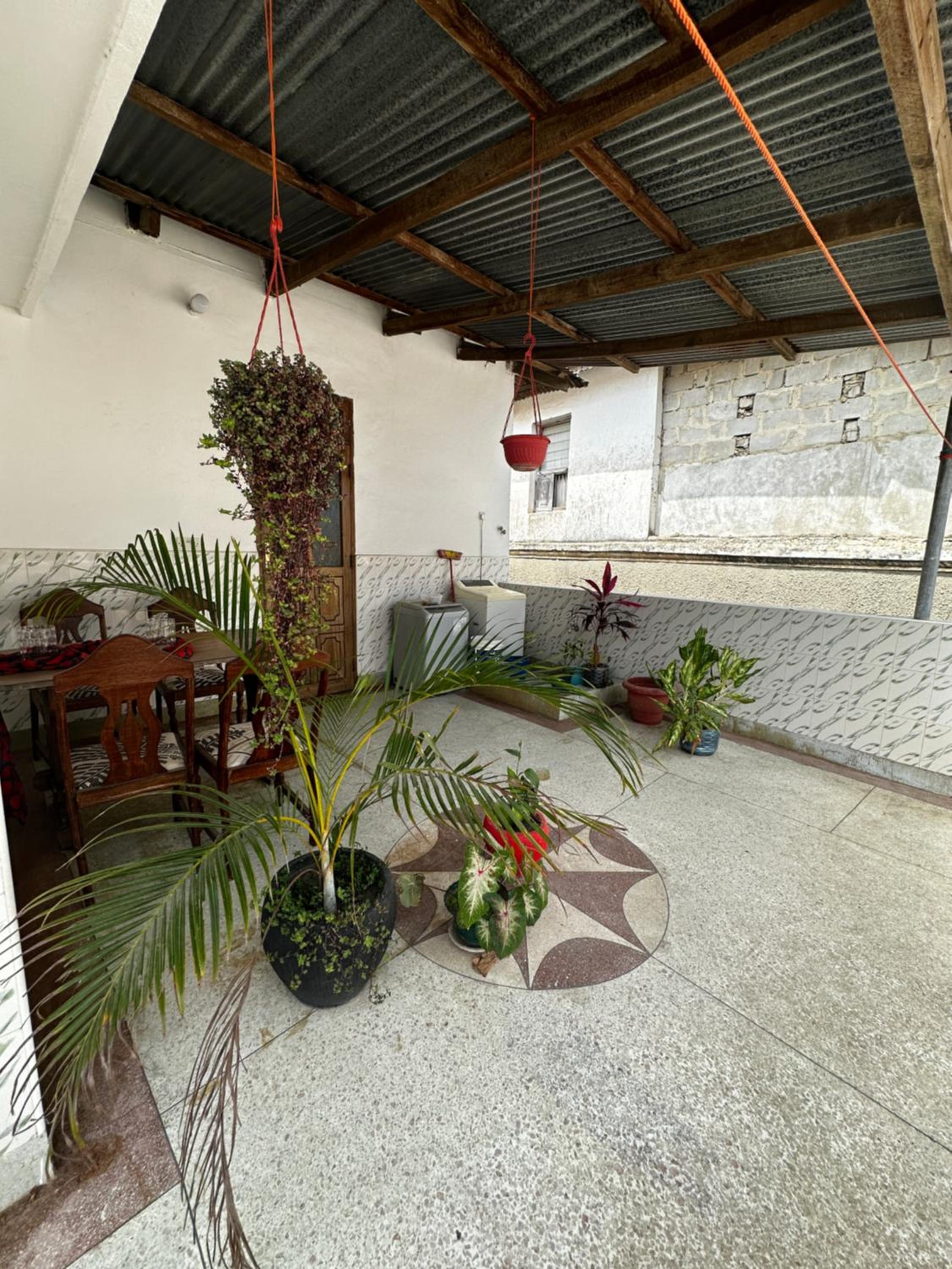 Yahya Apartments