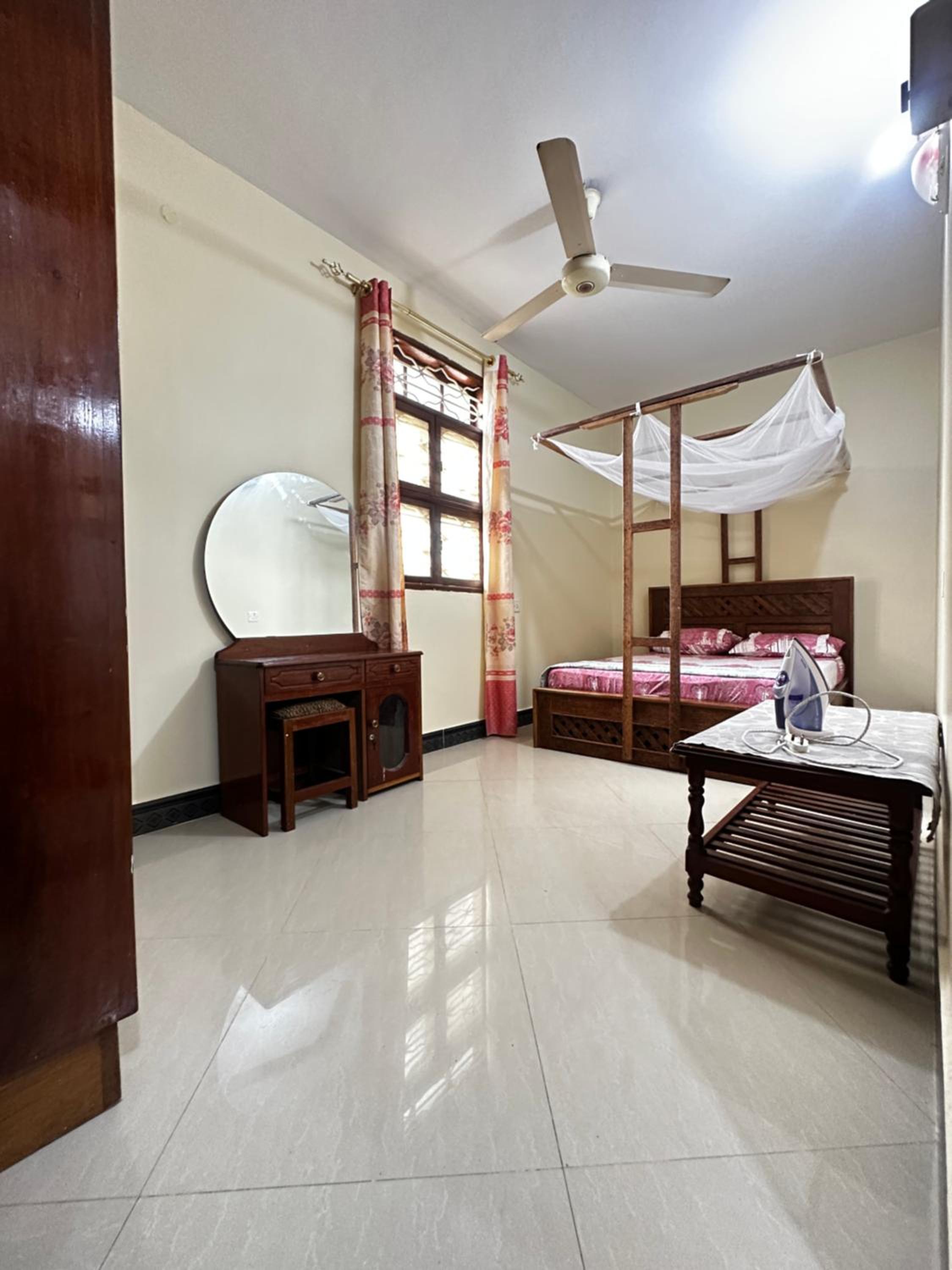 Yahya Apartments