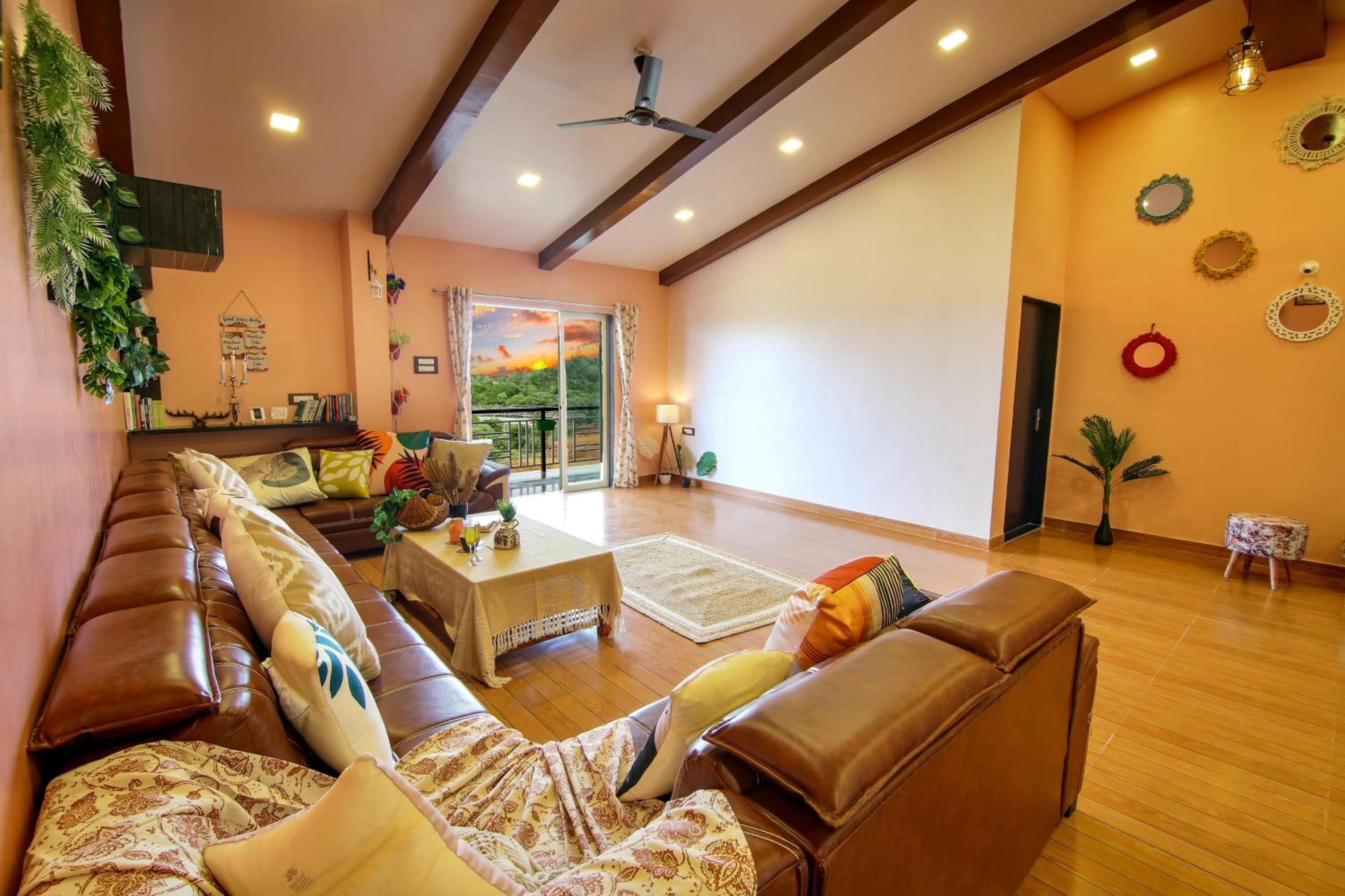 Elsewhere Villa by Hill Staytion view 4