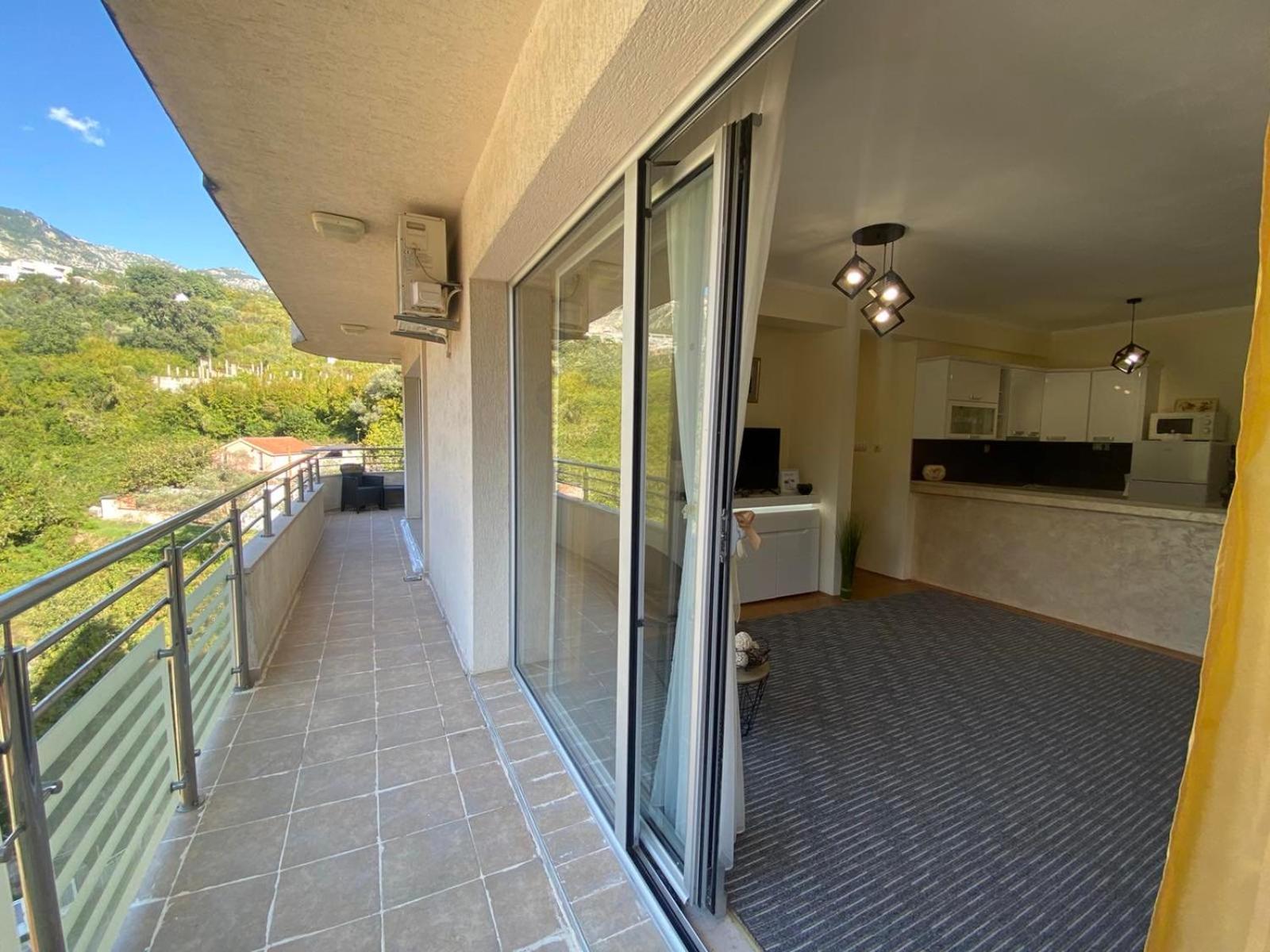 Luxurious Family apartment MARKOS in Bečići - 81m2 of pure comfort! photo 3
