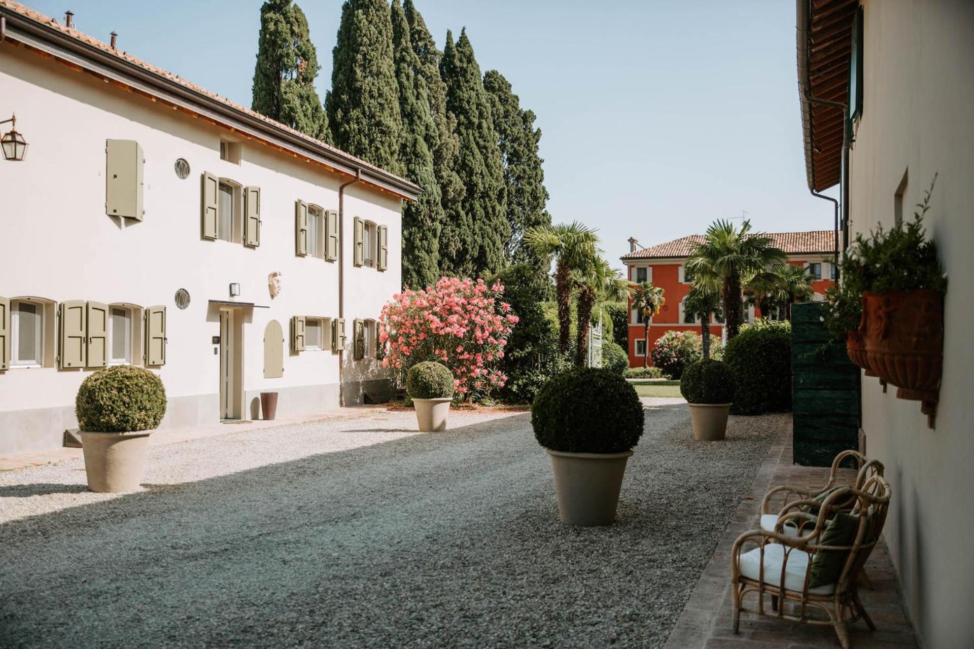 Relais Roncolo 1888 - Small Luxury Hotels of the World view 3