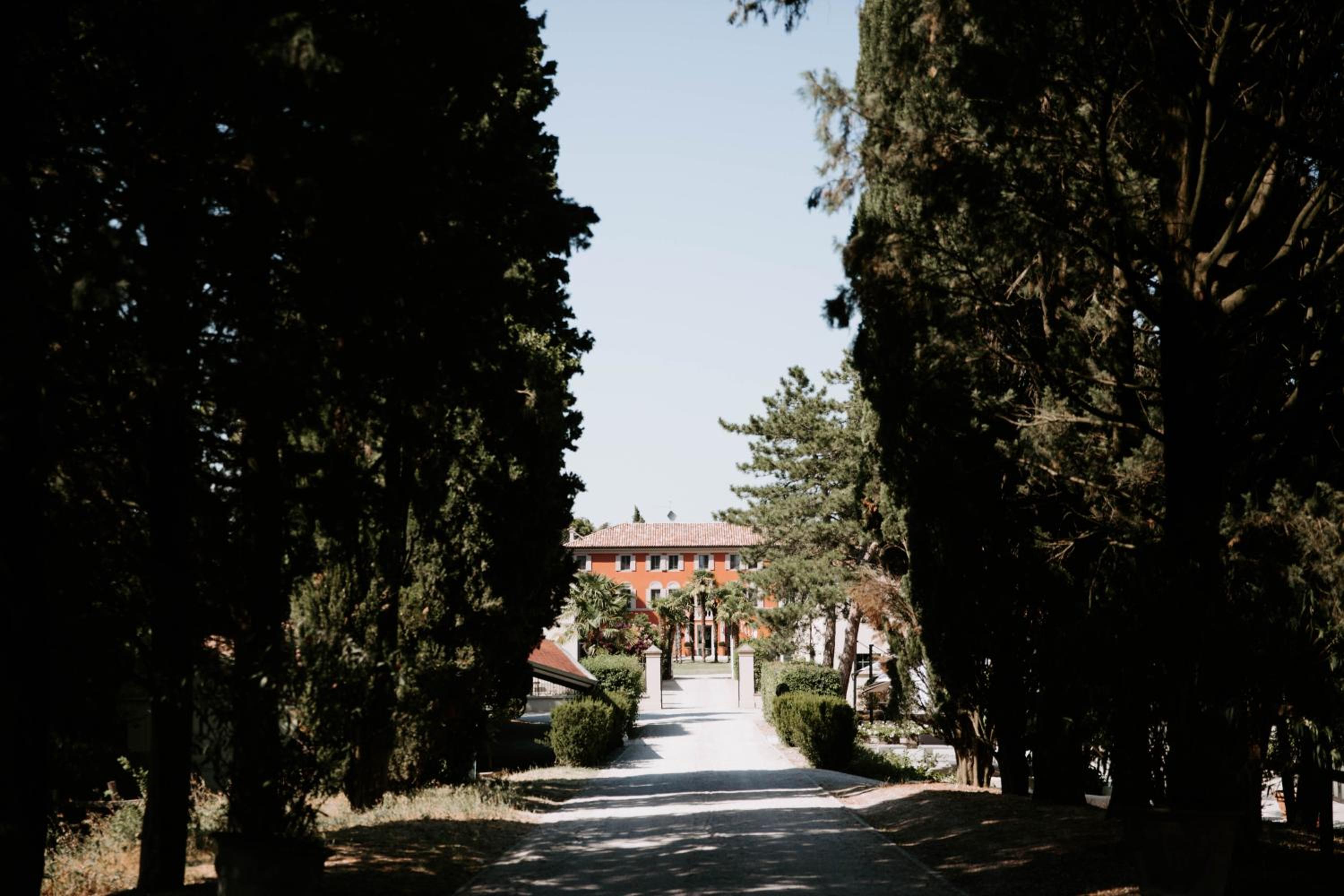 Relais Roncolo 1888 - Small Luxury Hotels of the World view 4