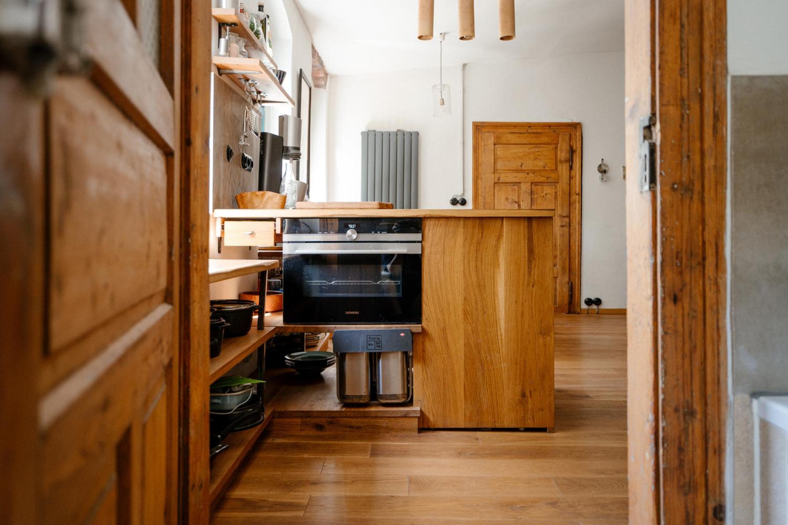 The Upholstery Tinyhouse Deluxe Eco Chalet Kreativ Citynah