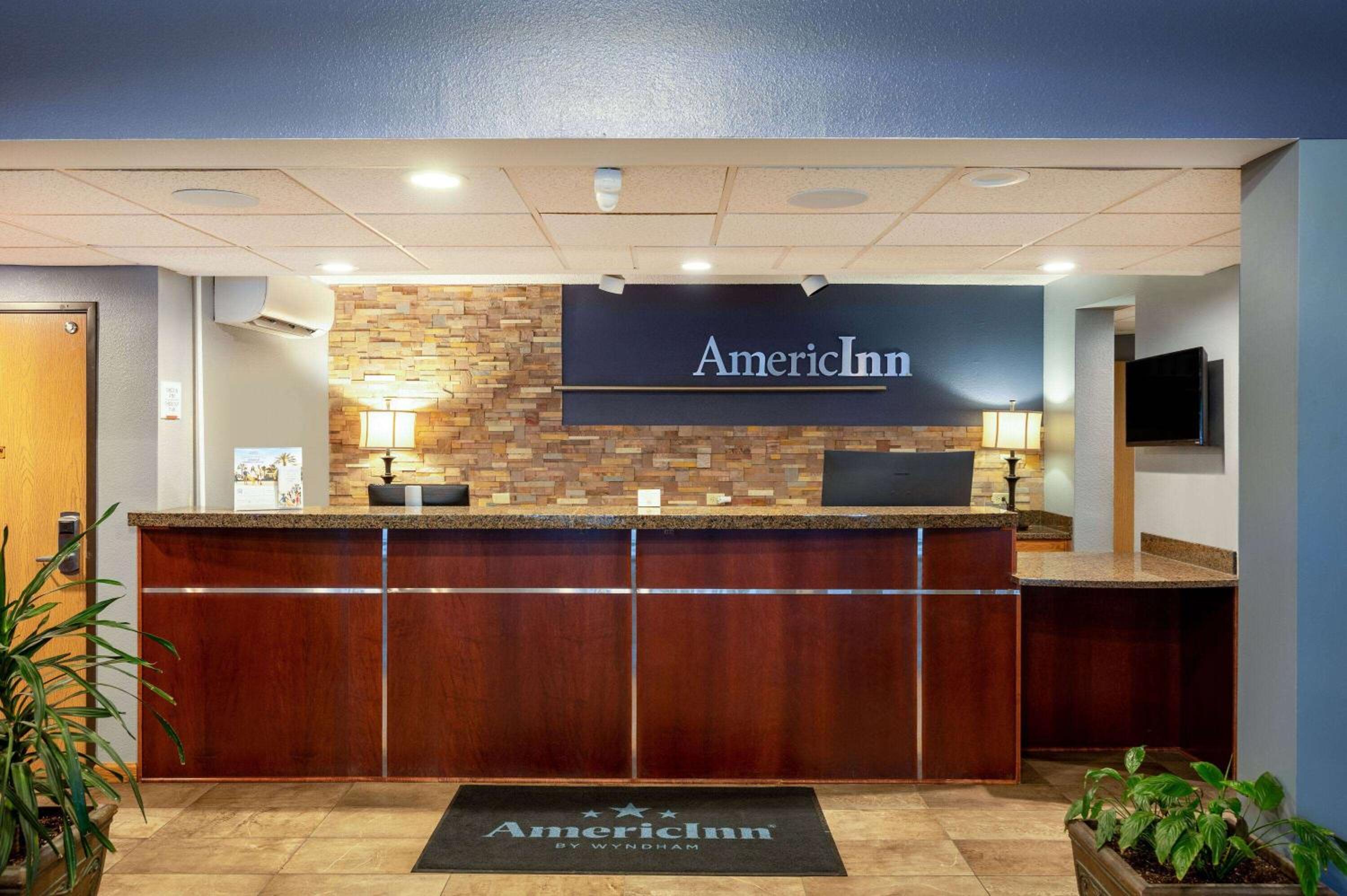 AmericInn by Wyndham Eau Claire