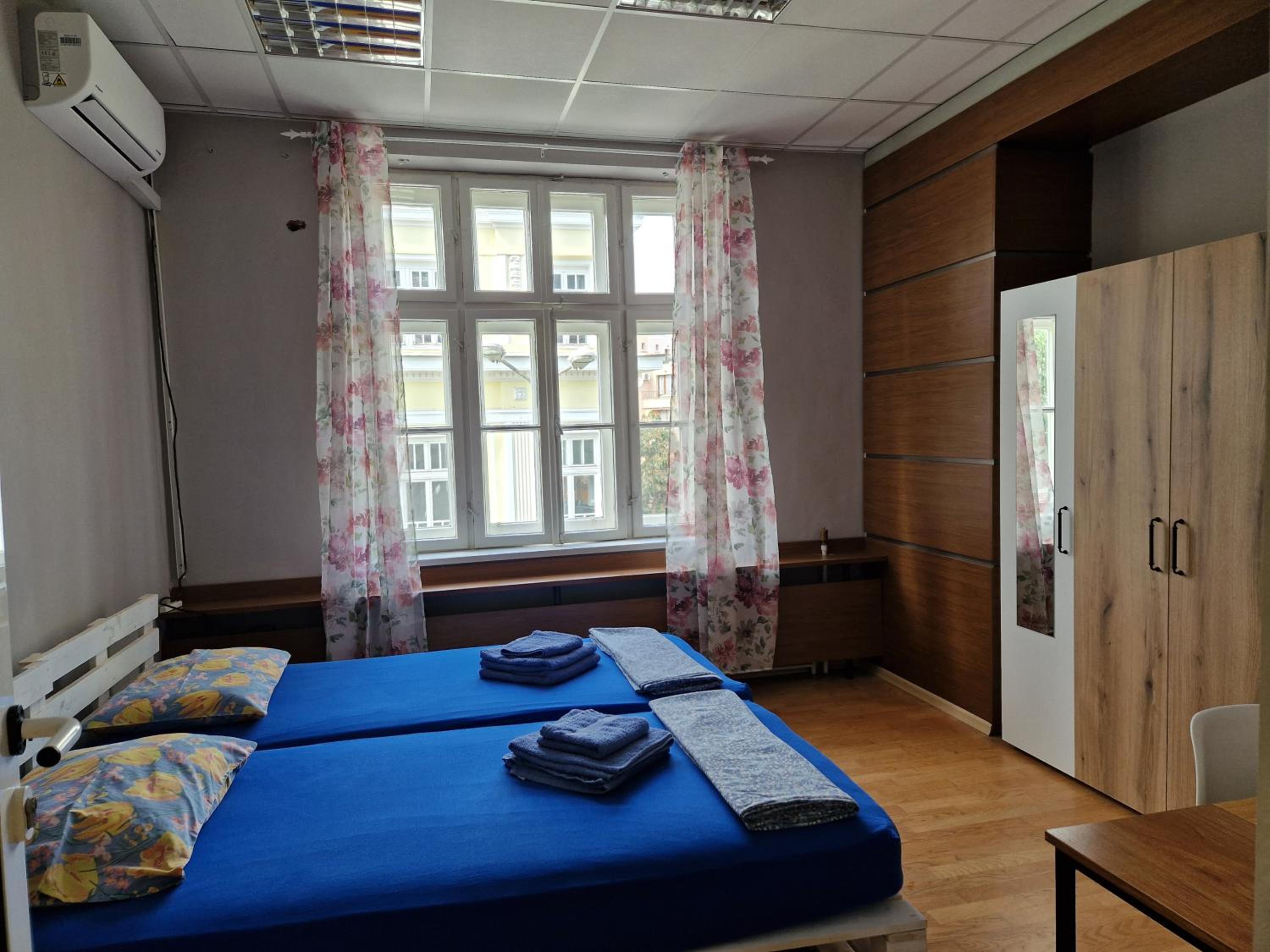 Lambo's Corner Varna - Guest Rooms