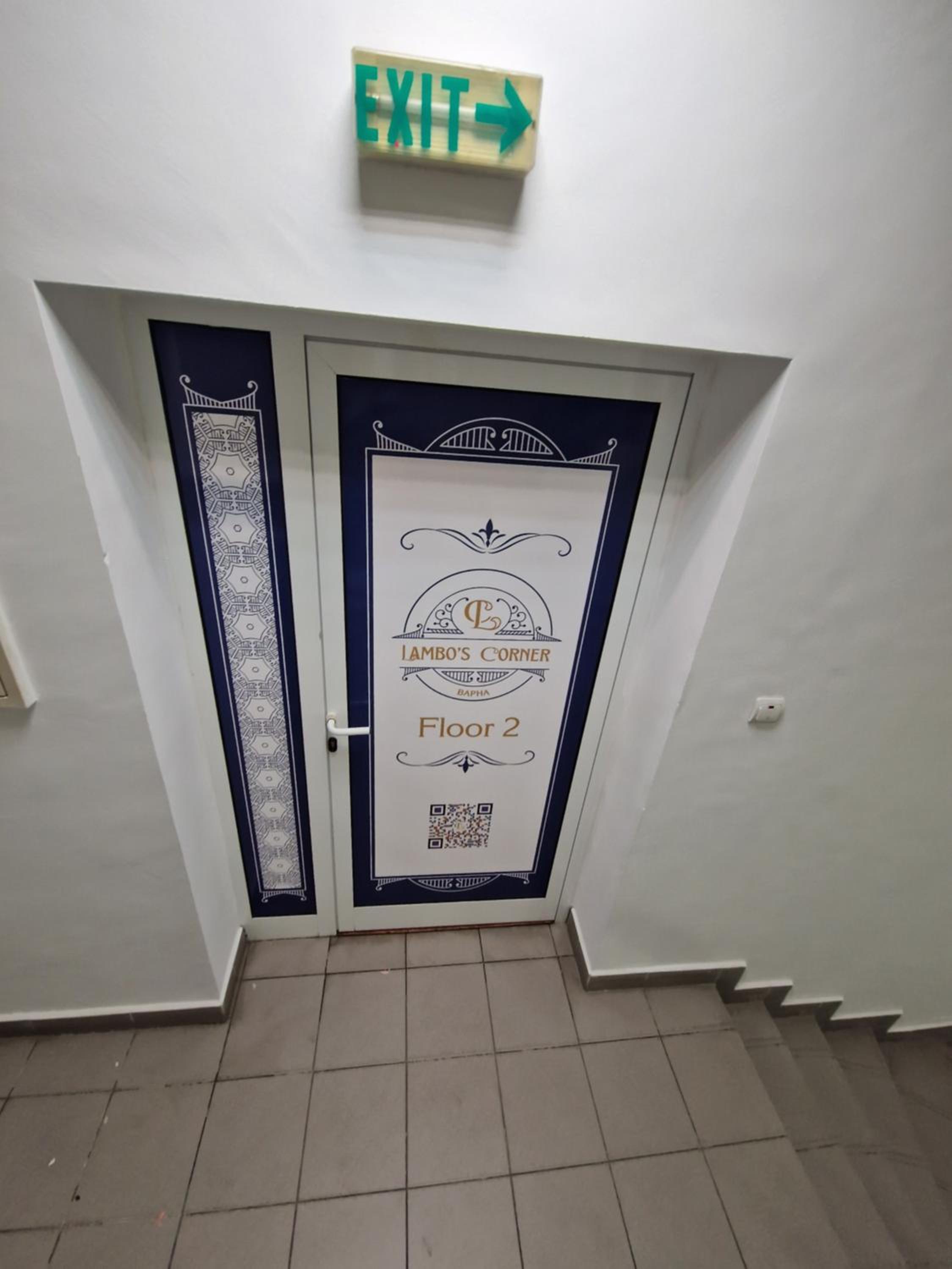 Lambo's Corner Varna - Guest Rooms