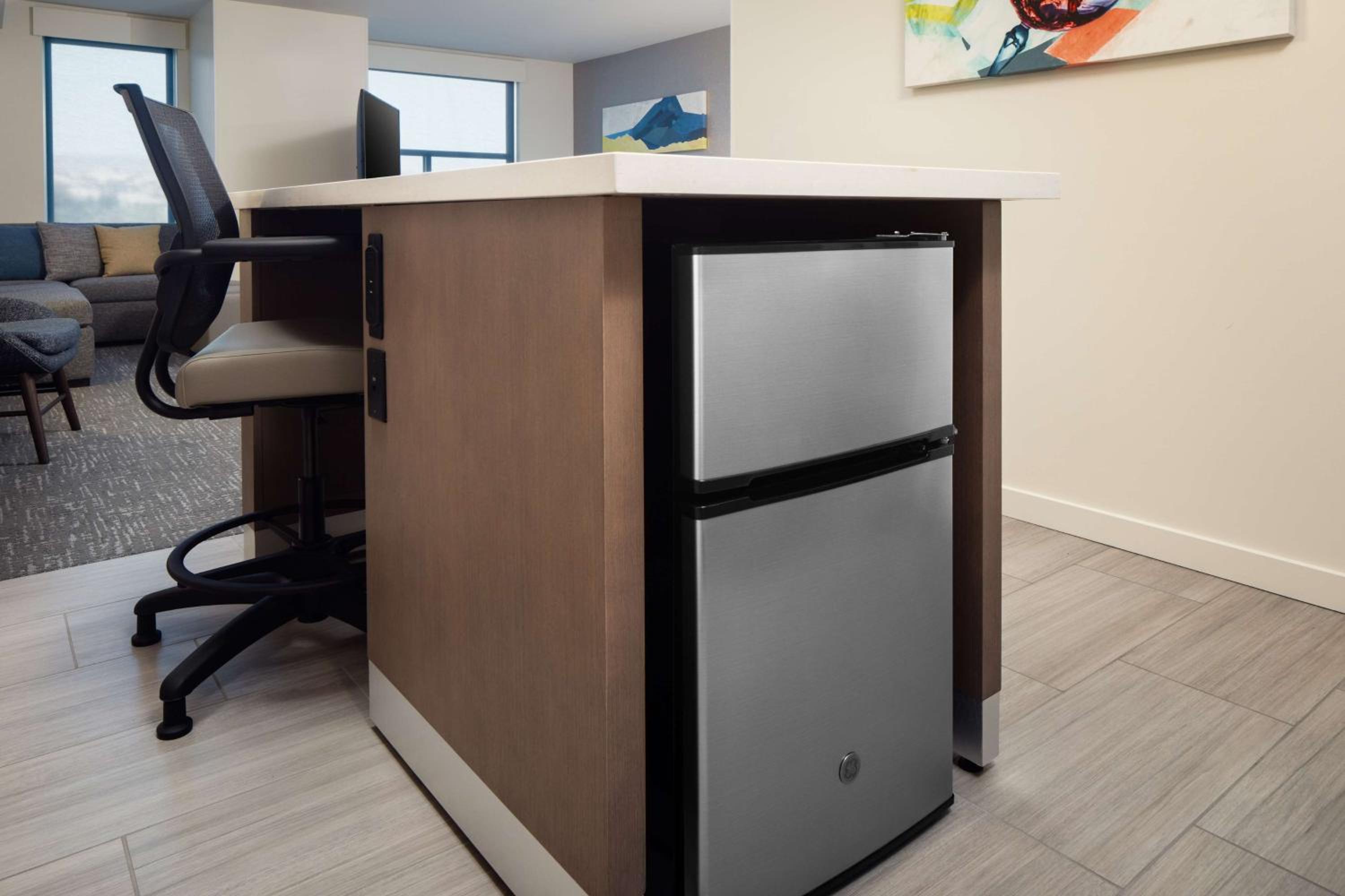 Vacaville Vacations - Hyatt House Vacaville - Property Image 31