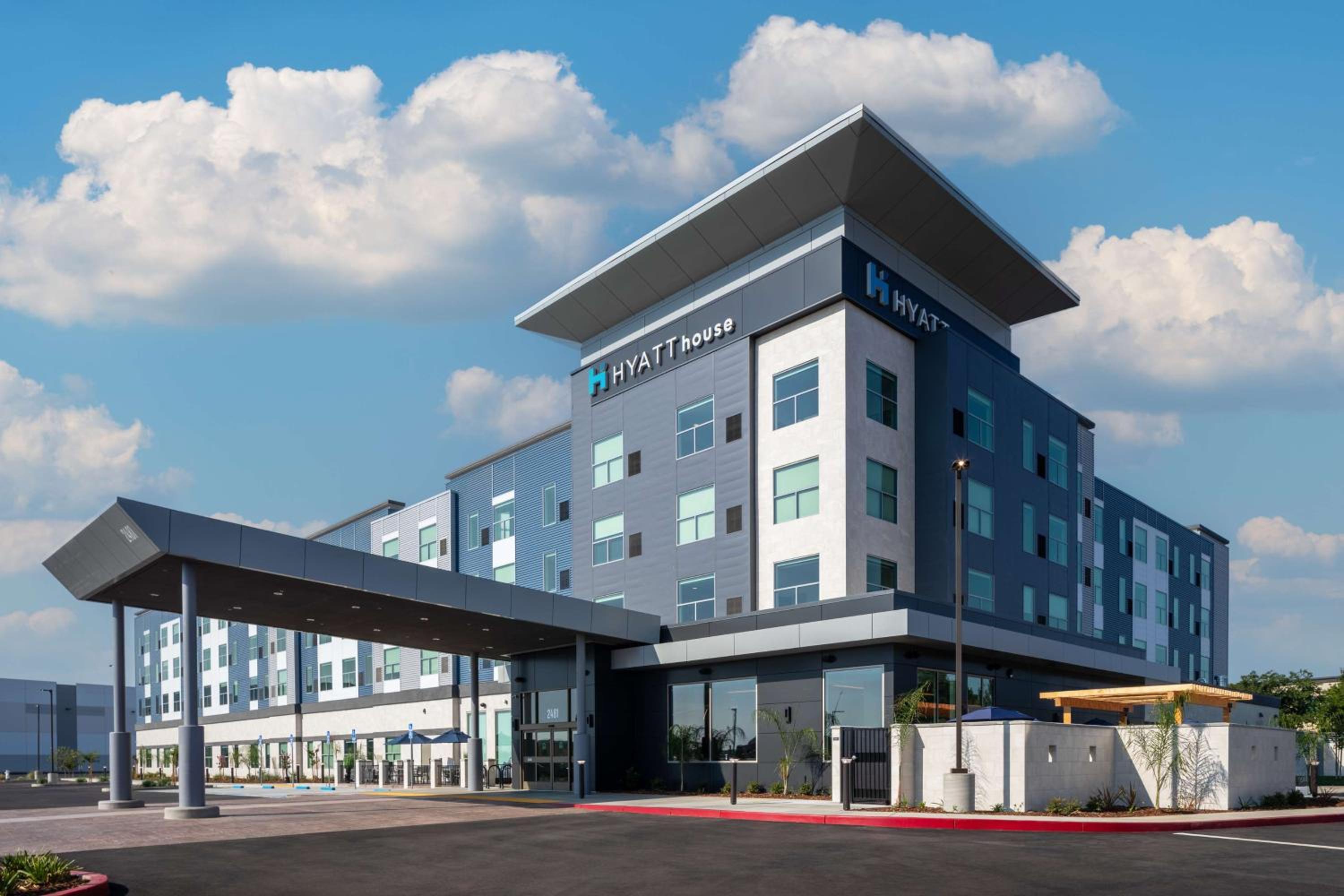 Vacaville Vacations - Hyatt House Vacaville - Property Image 5