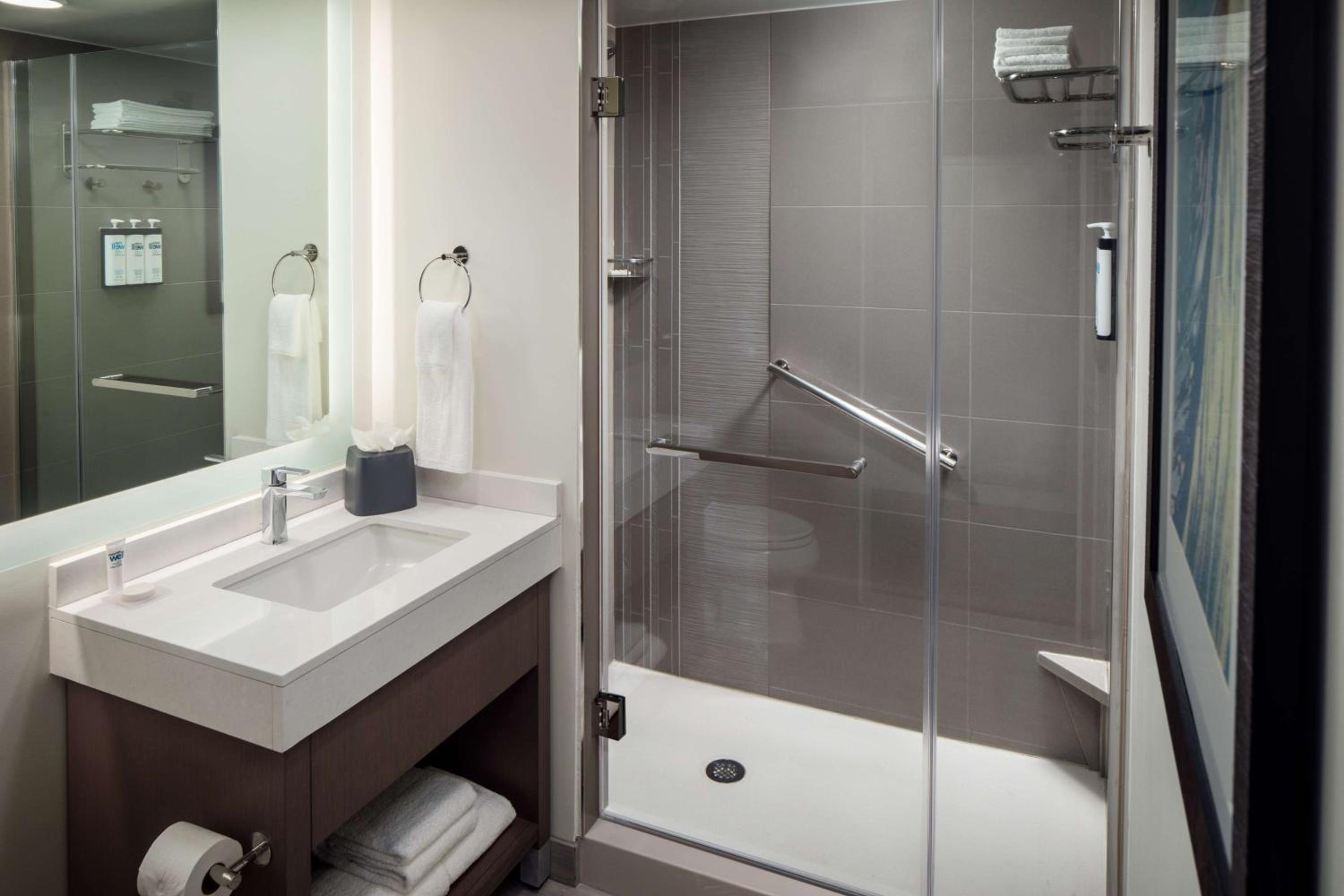 Vacaville Vacations - Hyatt House Vacaville - Property Image 7
