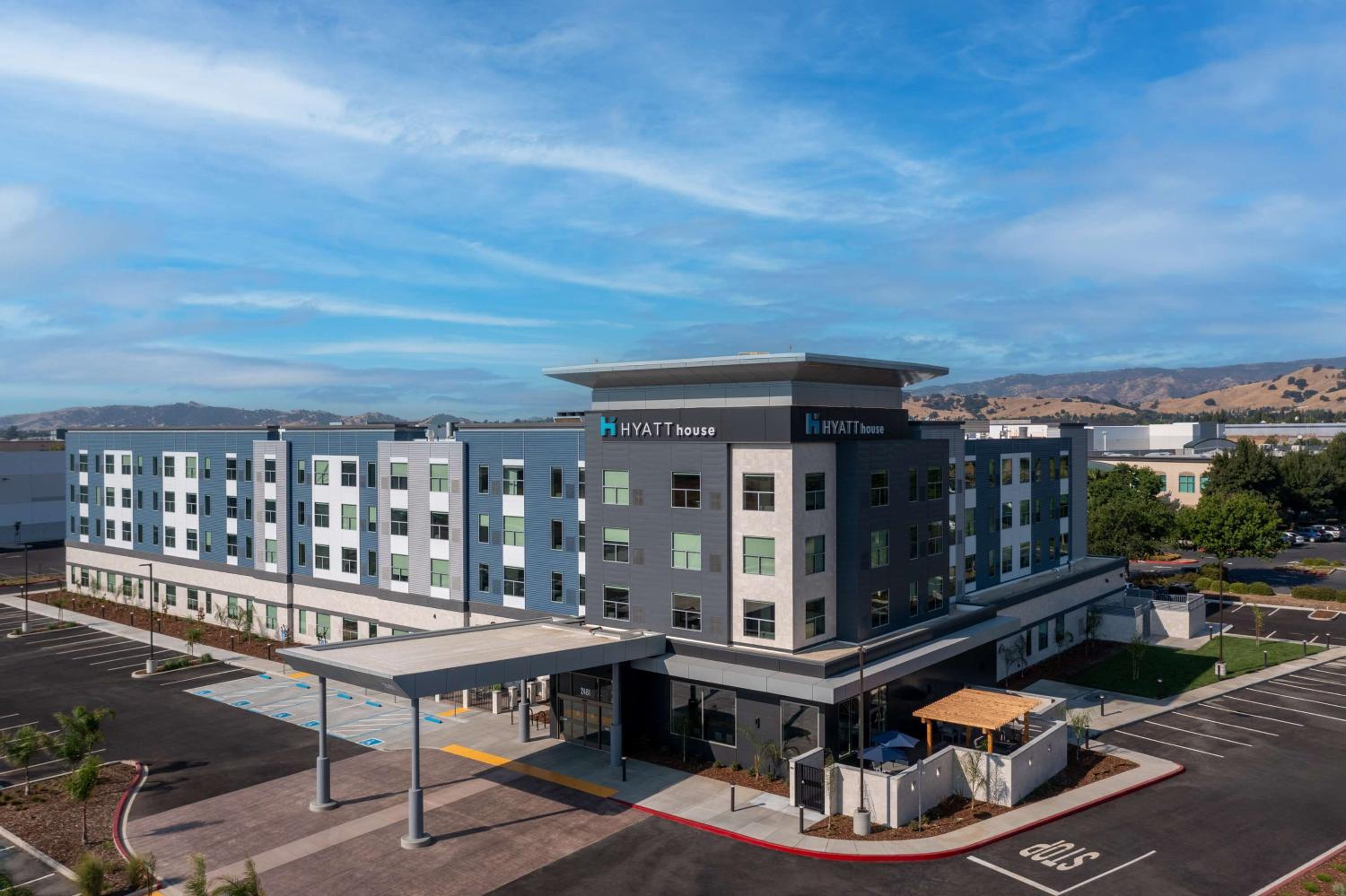 Vacaville Vacations - Hyatt House Vacaville - Property Image 8