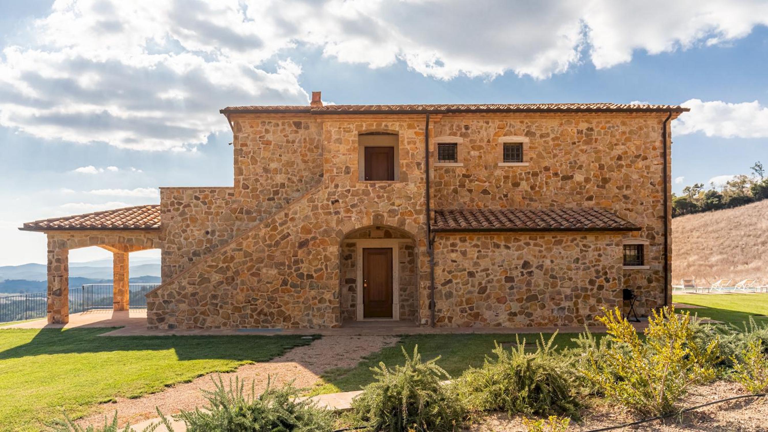 CASALE GROTTINI 8, Emma Villas