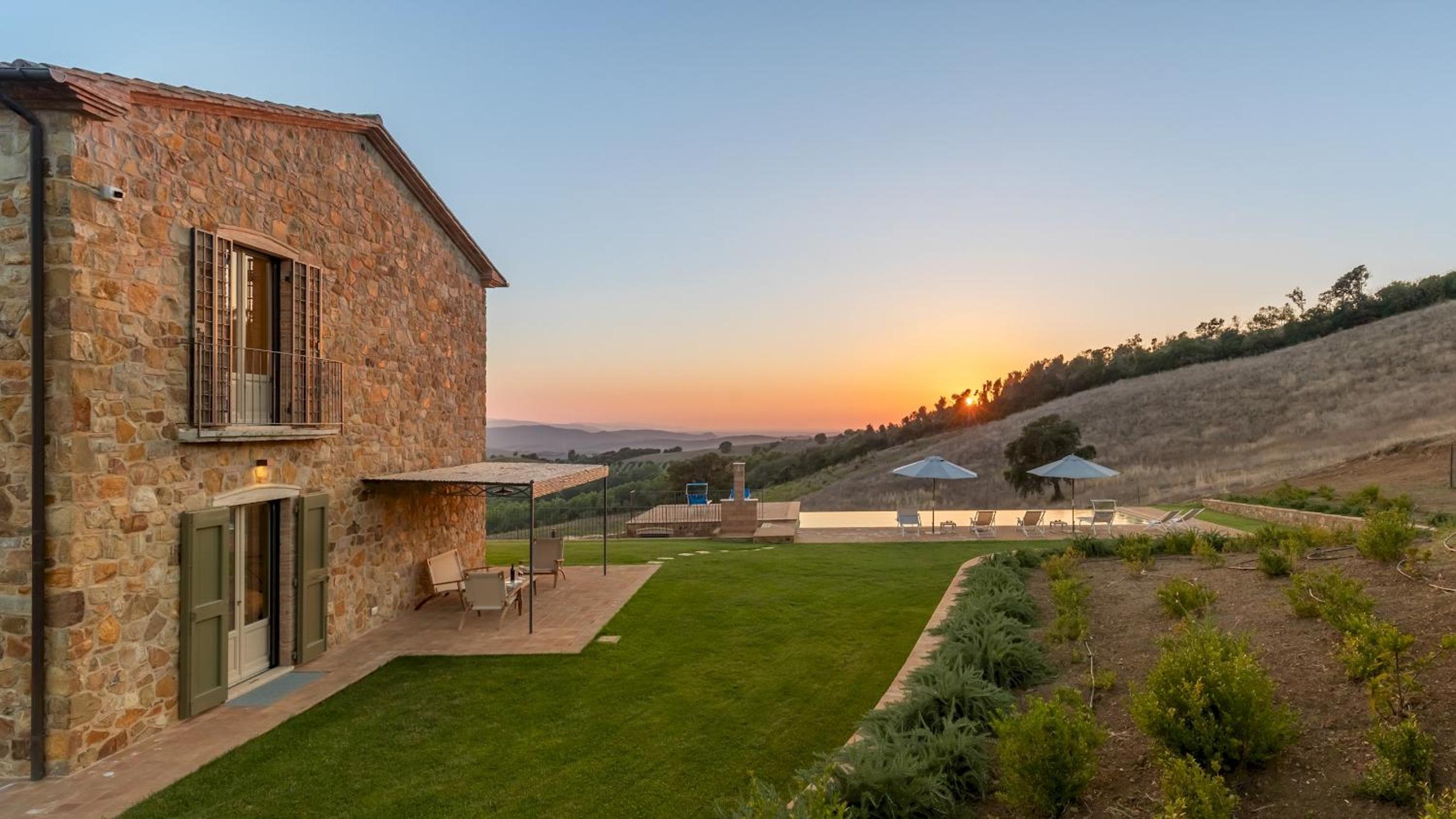 CASALE GROTTINI 8, Emma Villas