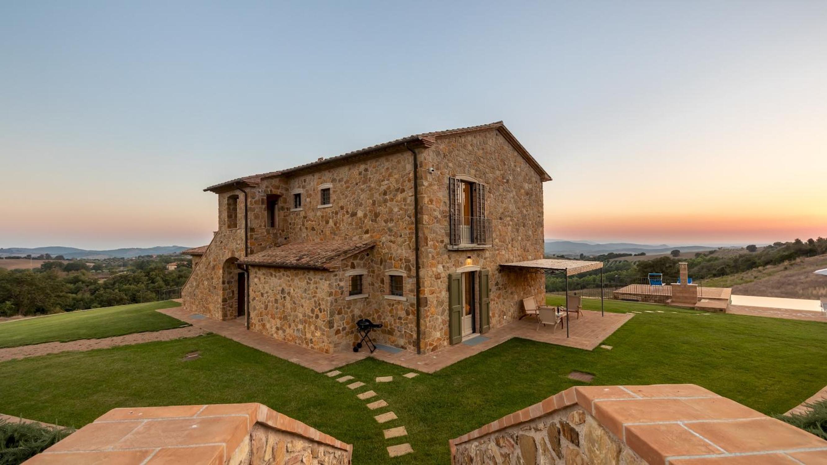 CASALE GROTTINI 8, Emma Villas