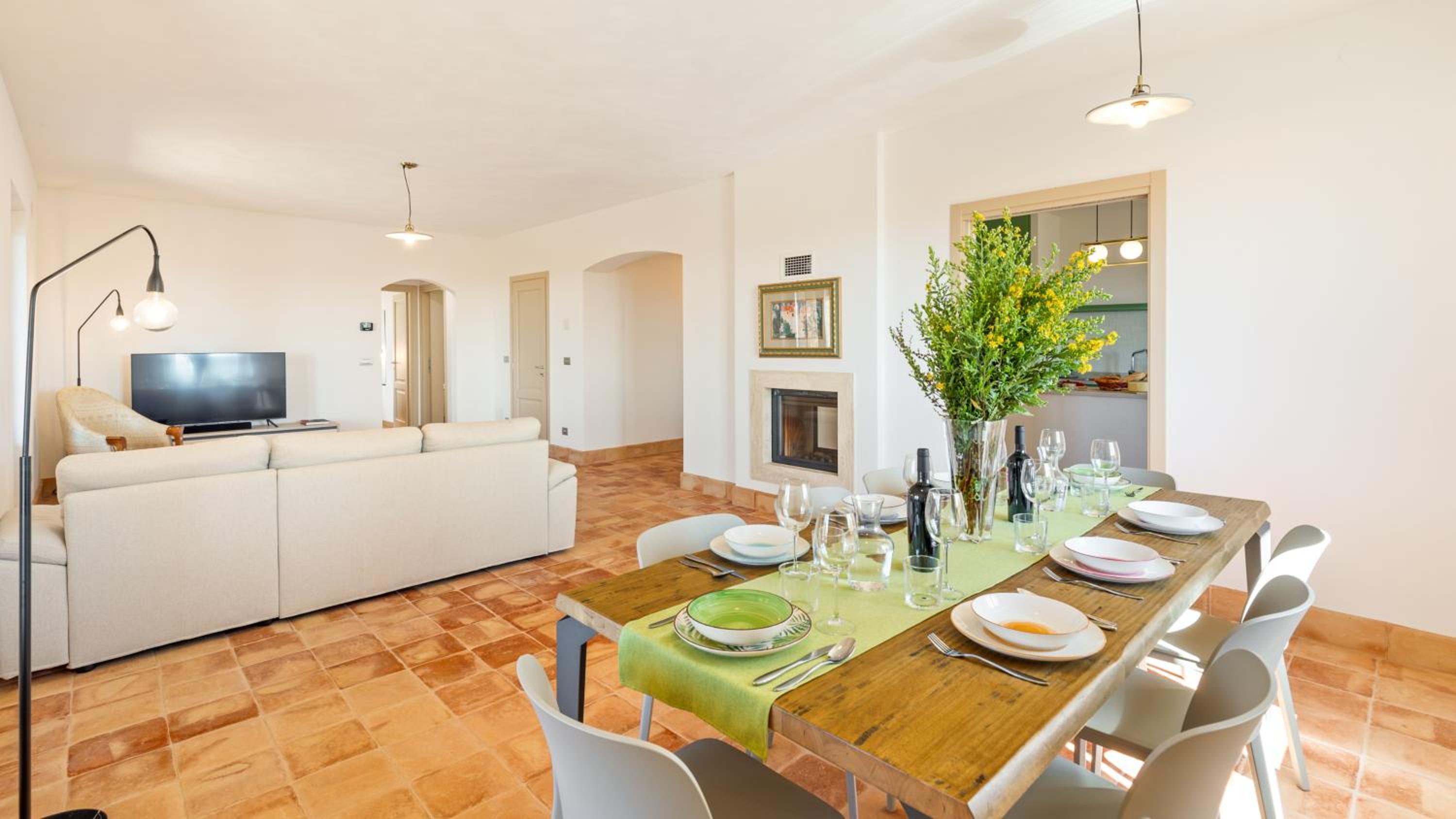 CASALE GROTTINI 8, Emma Villas