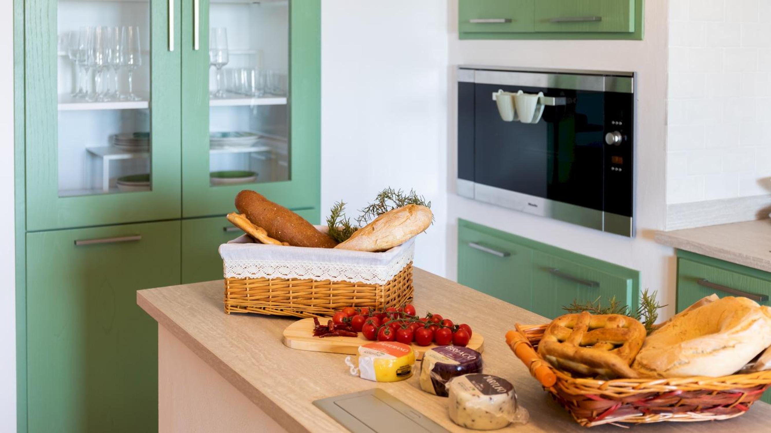 CASALE GROTTINI 8, Emma Villas