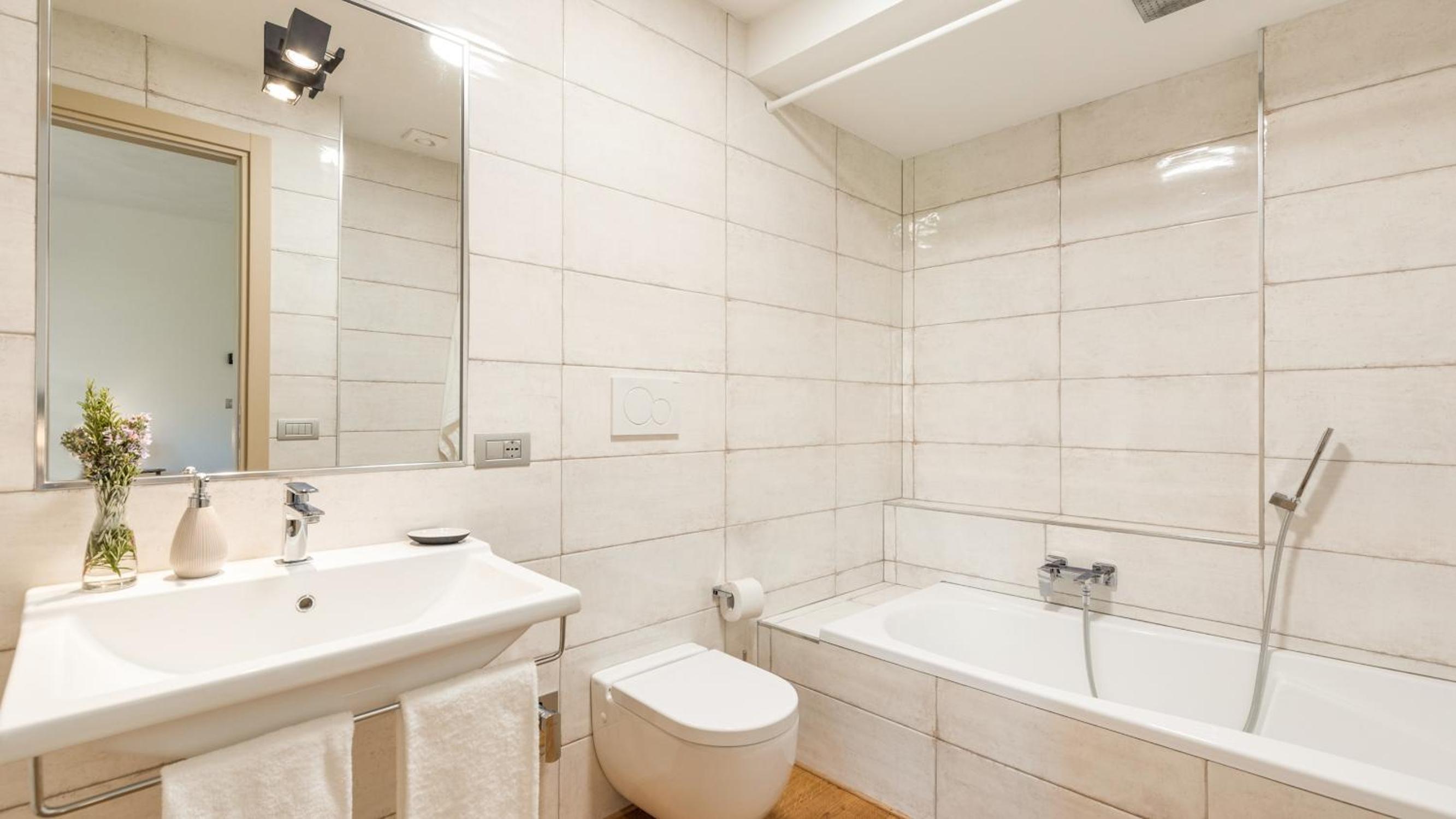 CASALE GROTTINI 8, Emma Villas