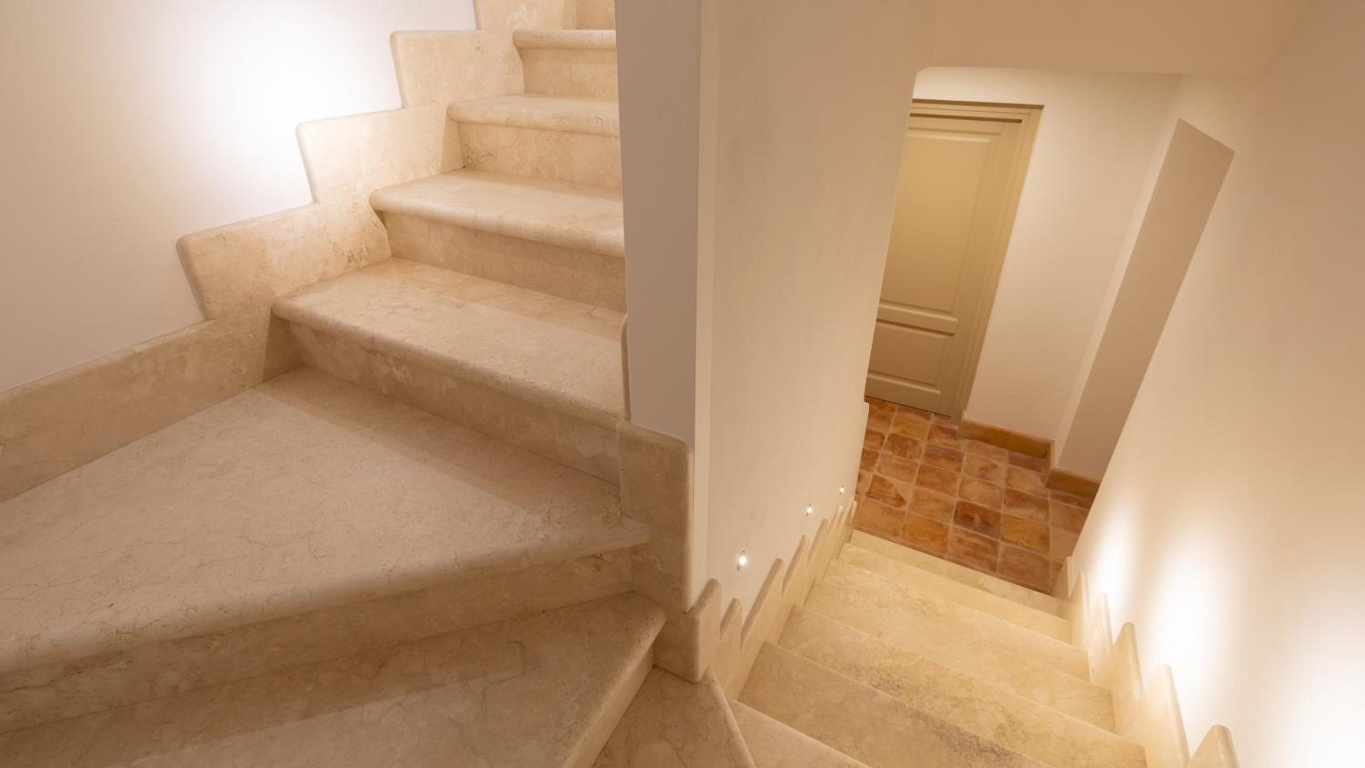 CASALE GROTTINI 8, Emma Villas