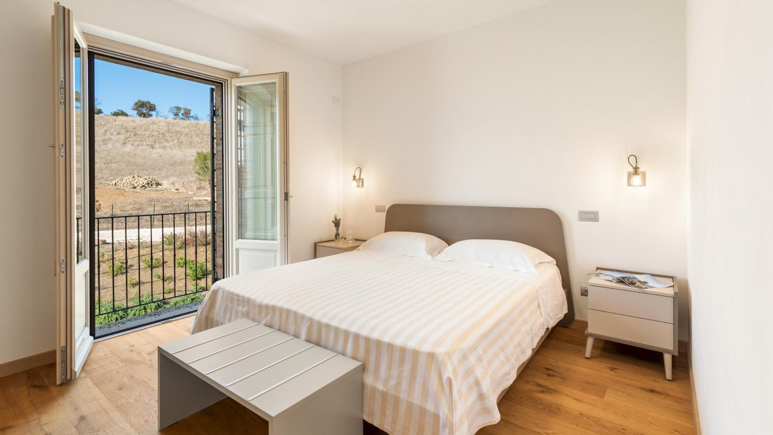 CASALE GROTTINI 8, Emma Villas