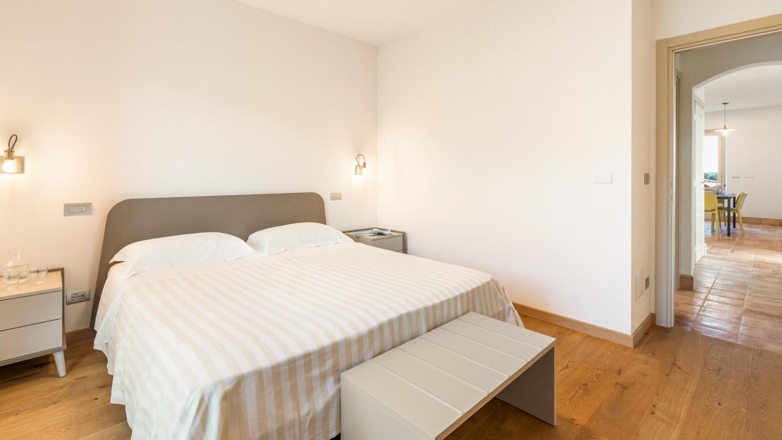 CASALE GROTTINI 8, Emma Villas