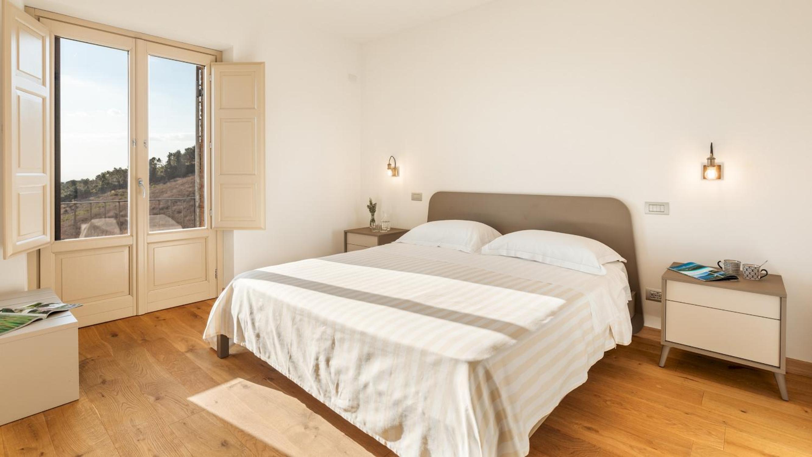 CASALE GROTTINI 8, Emma Villas