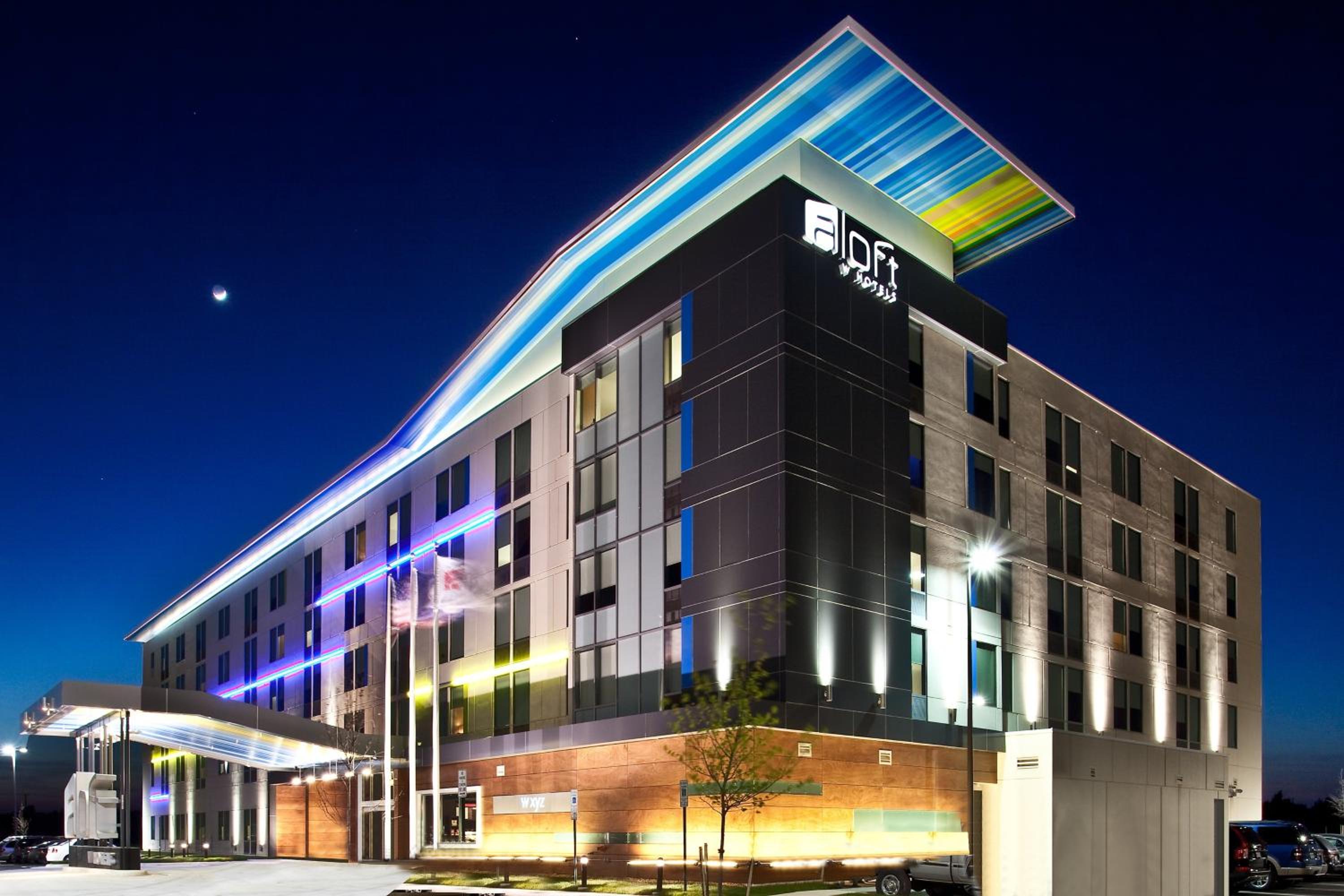 Hotel Aloft Dulles Airport North - Image 1