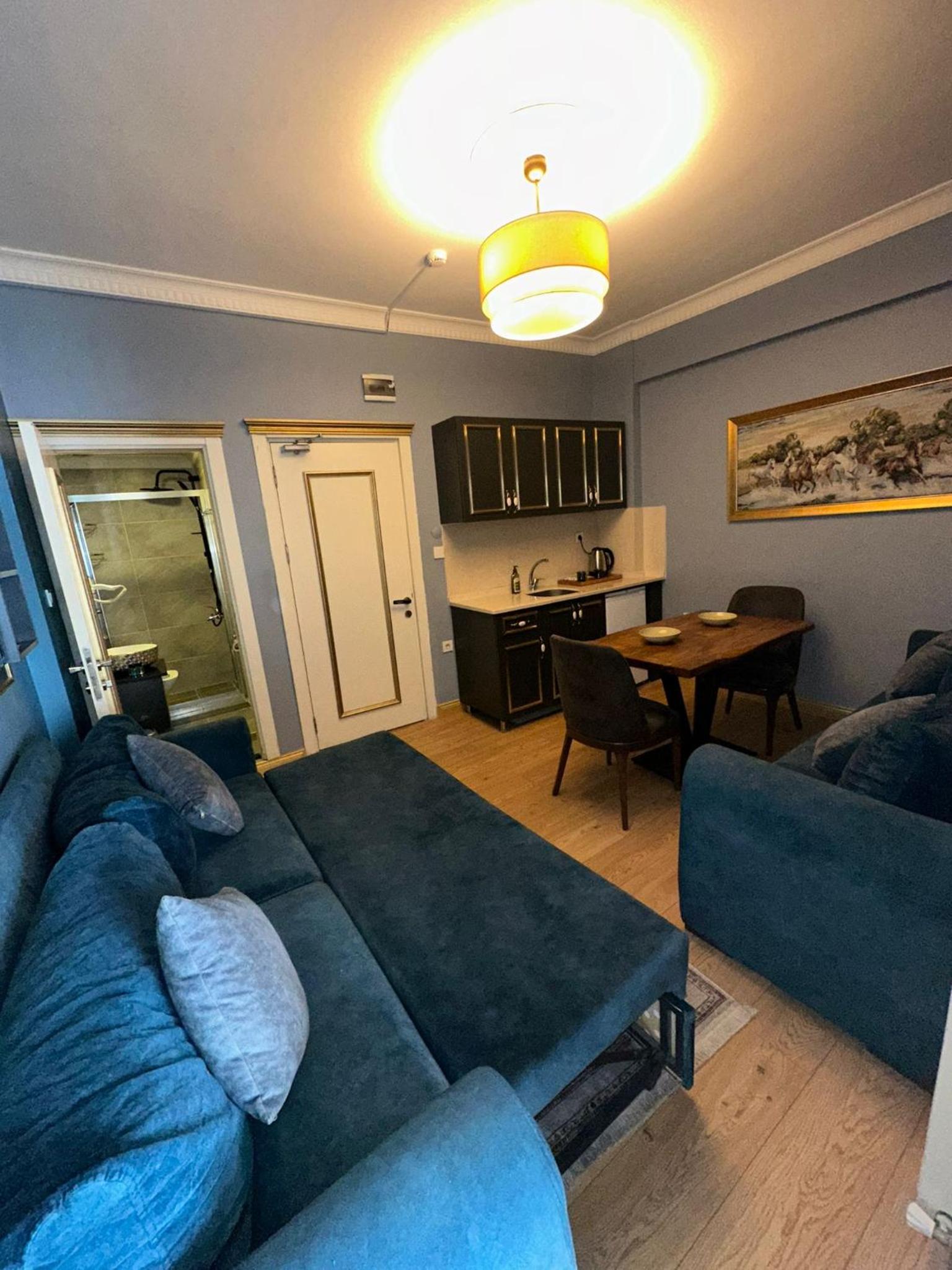 Grand Moon Hotel Suites - Image 42