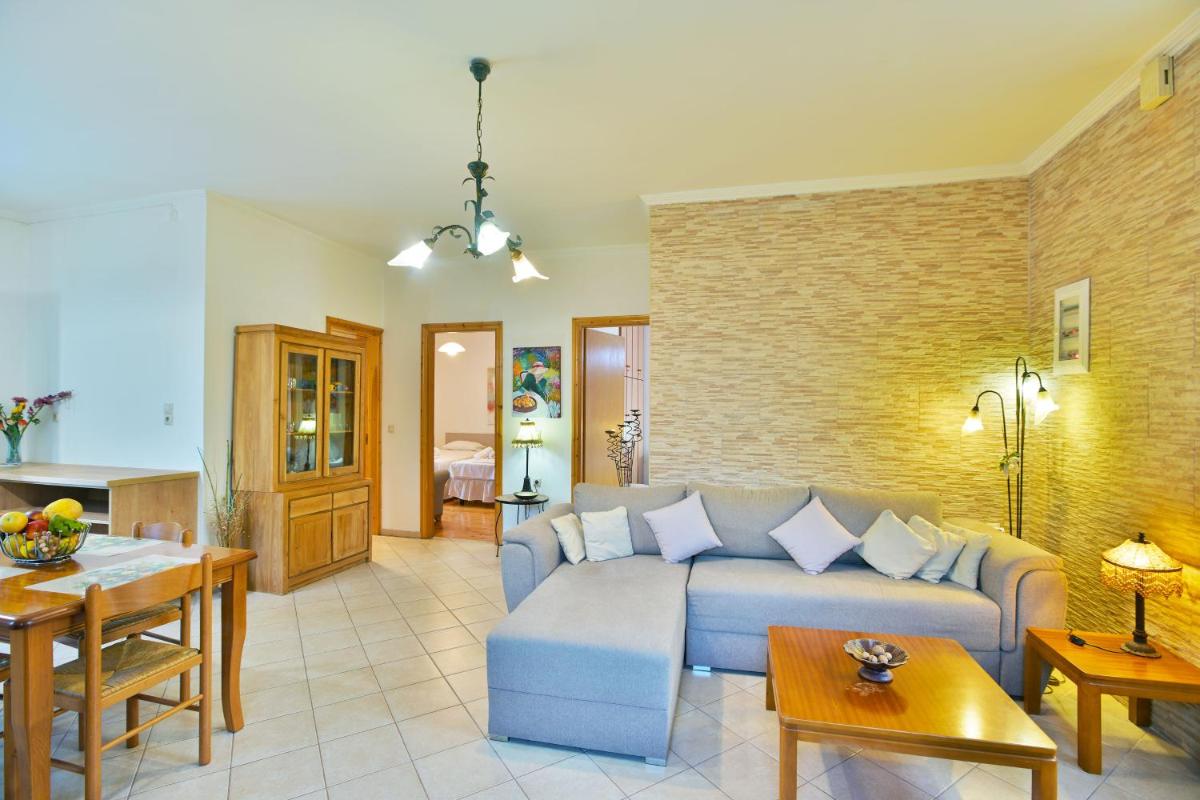Drossos Garden House view 3