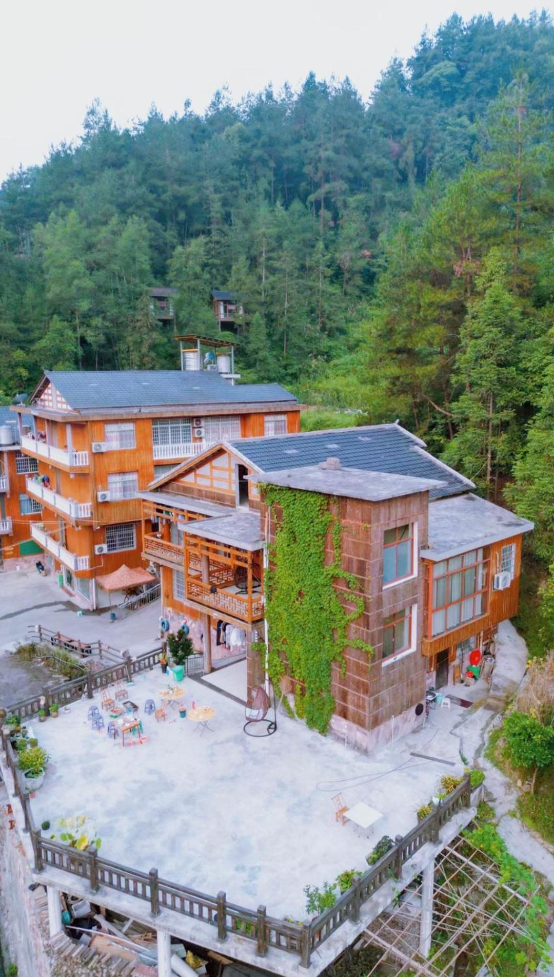 Zhangjiajie one step to heaven inn (Yangjiajie ticket office)