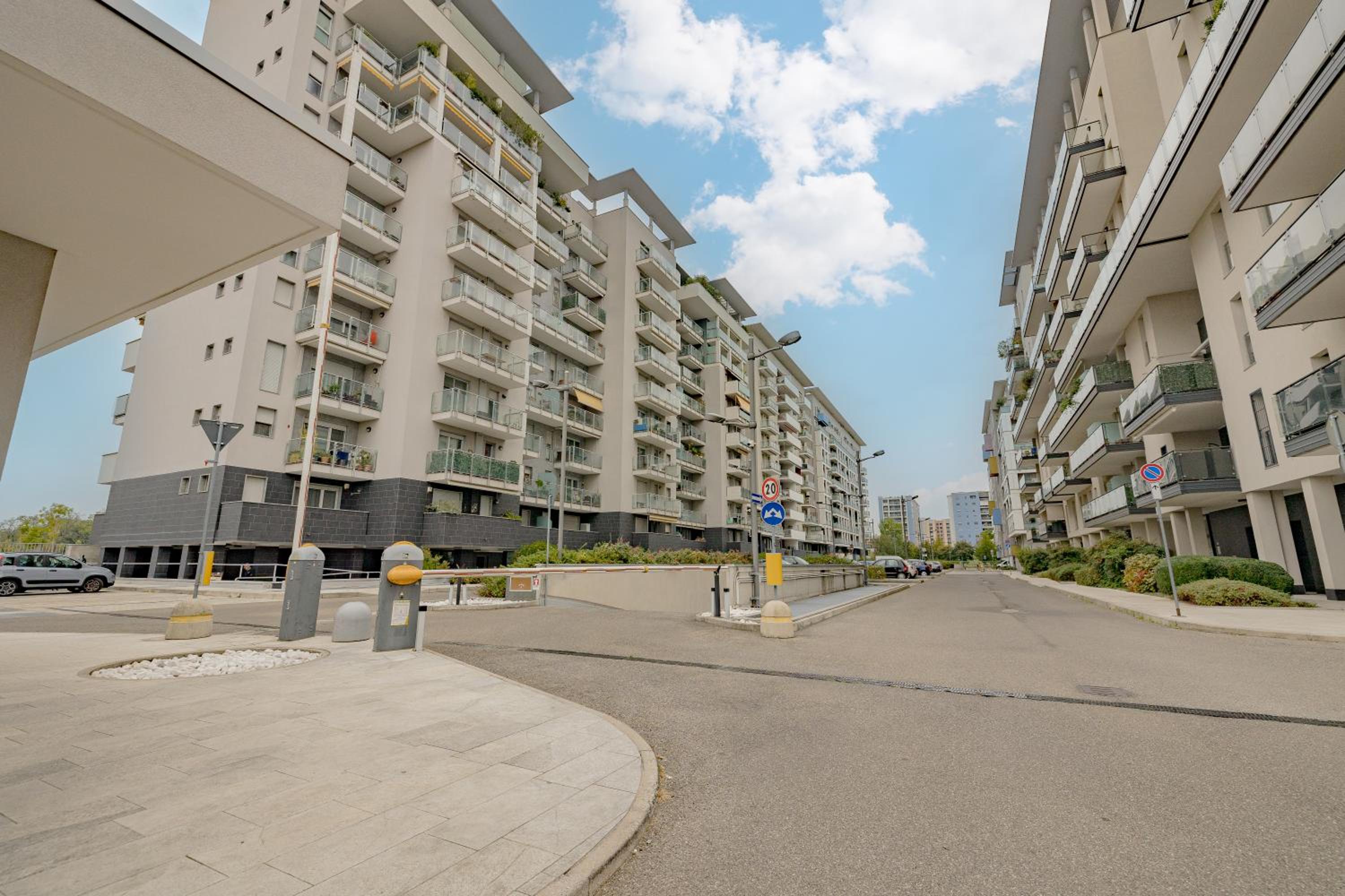 Skyline Milano - Exclusive Garage & Terrace