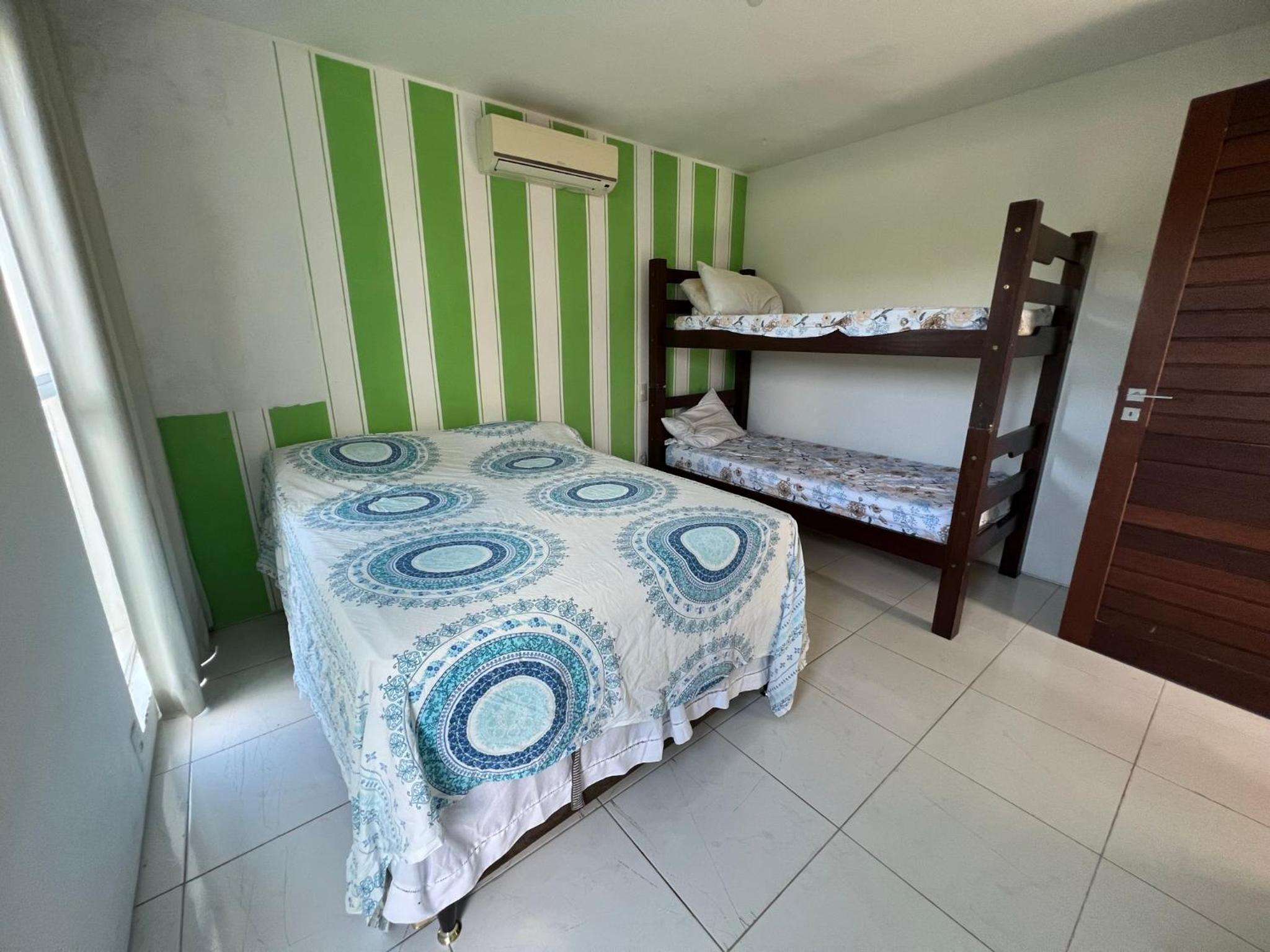 casa de praia com piscina para famílias