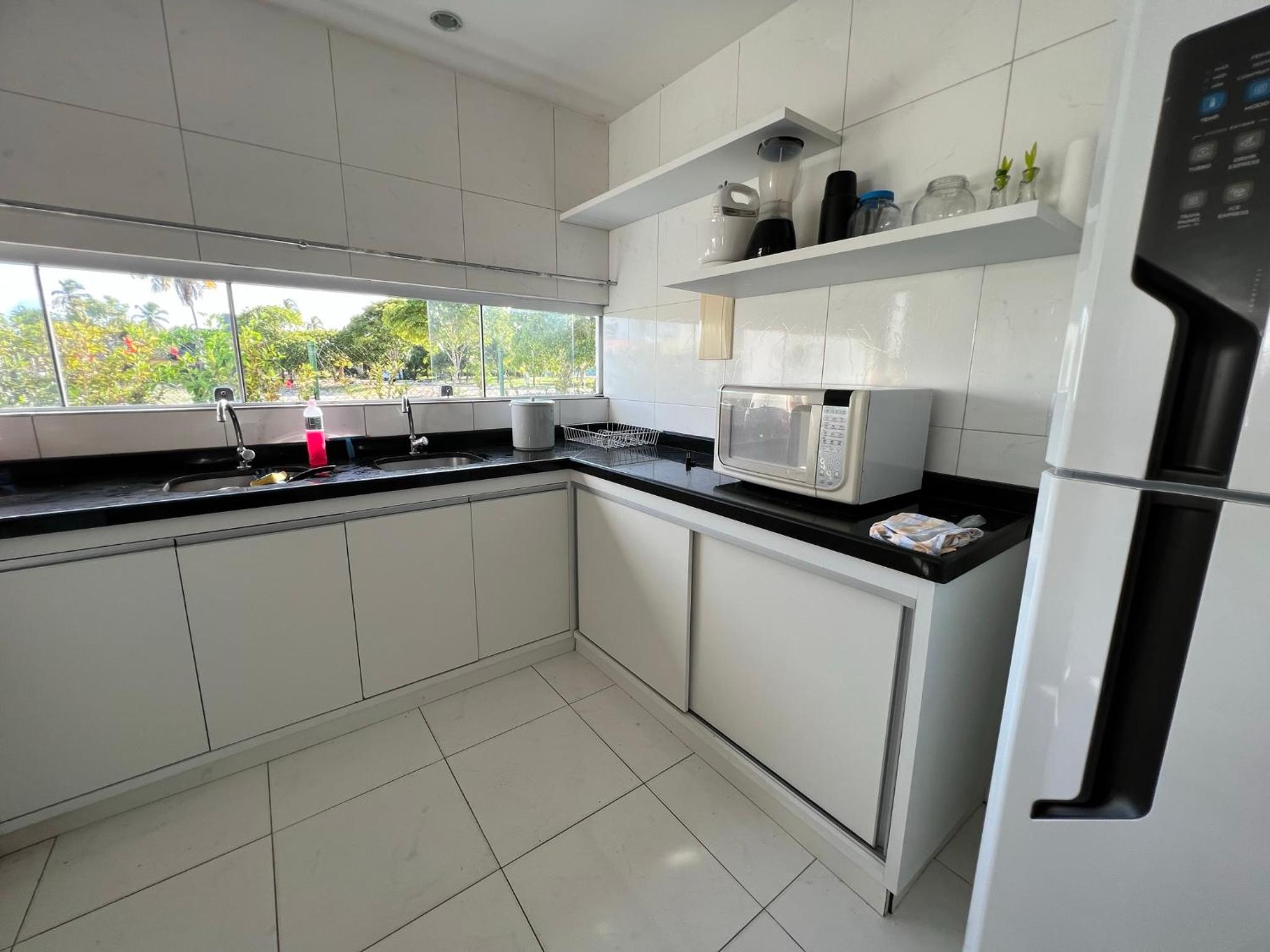 casa de praia com piscina para famílias