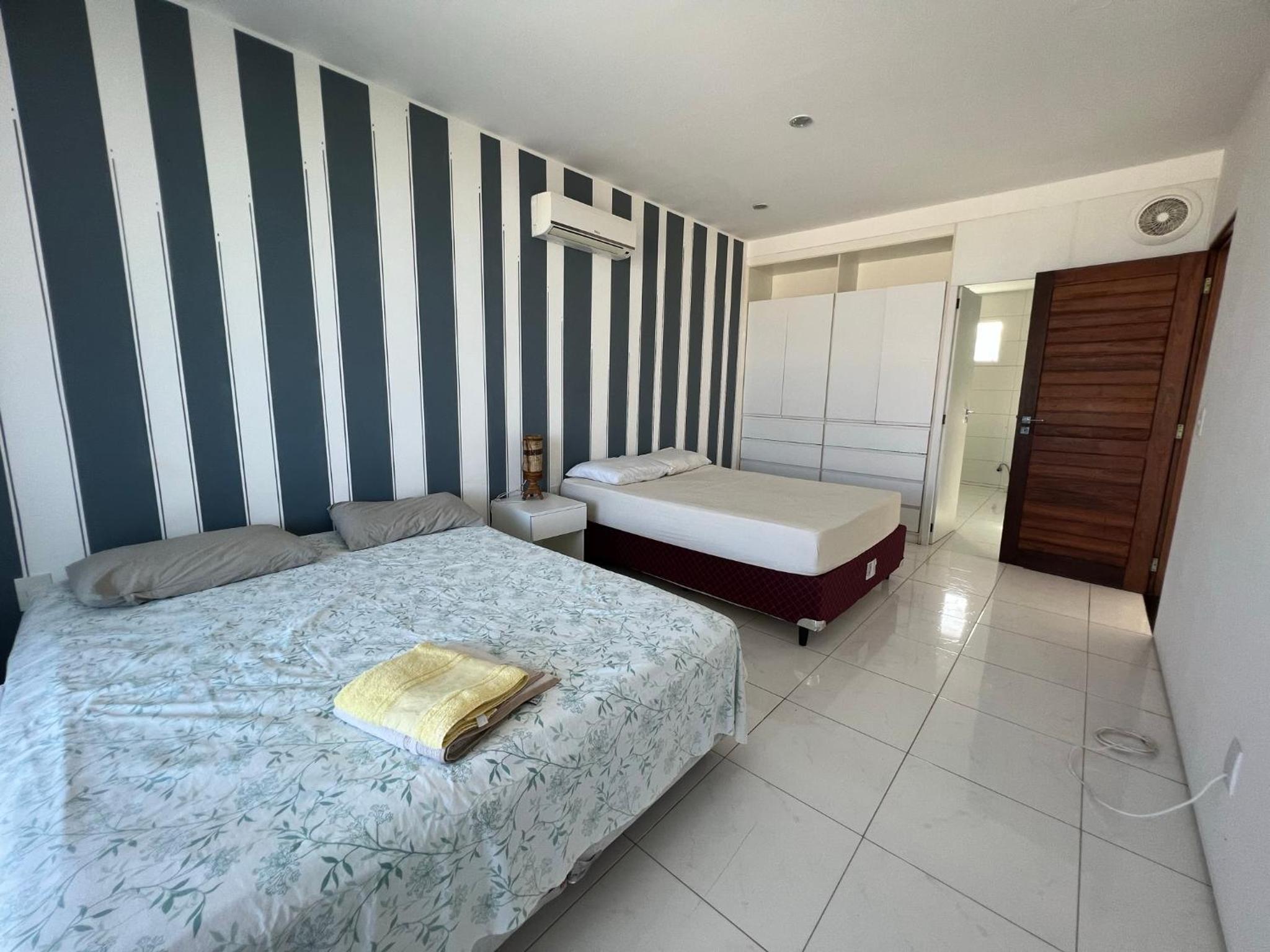 casa de praia com piscina para famílias