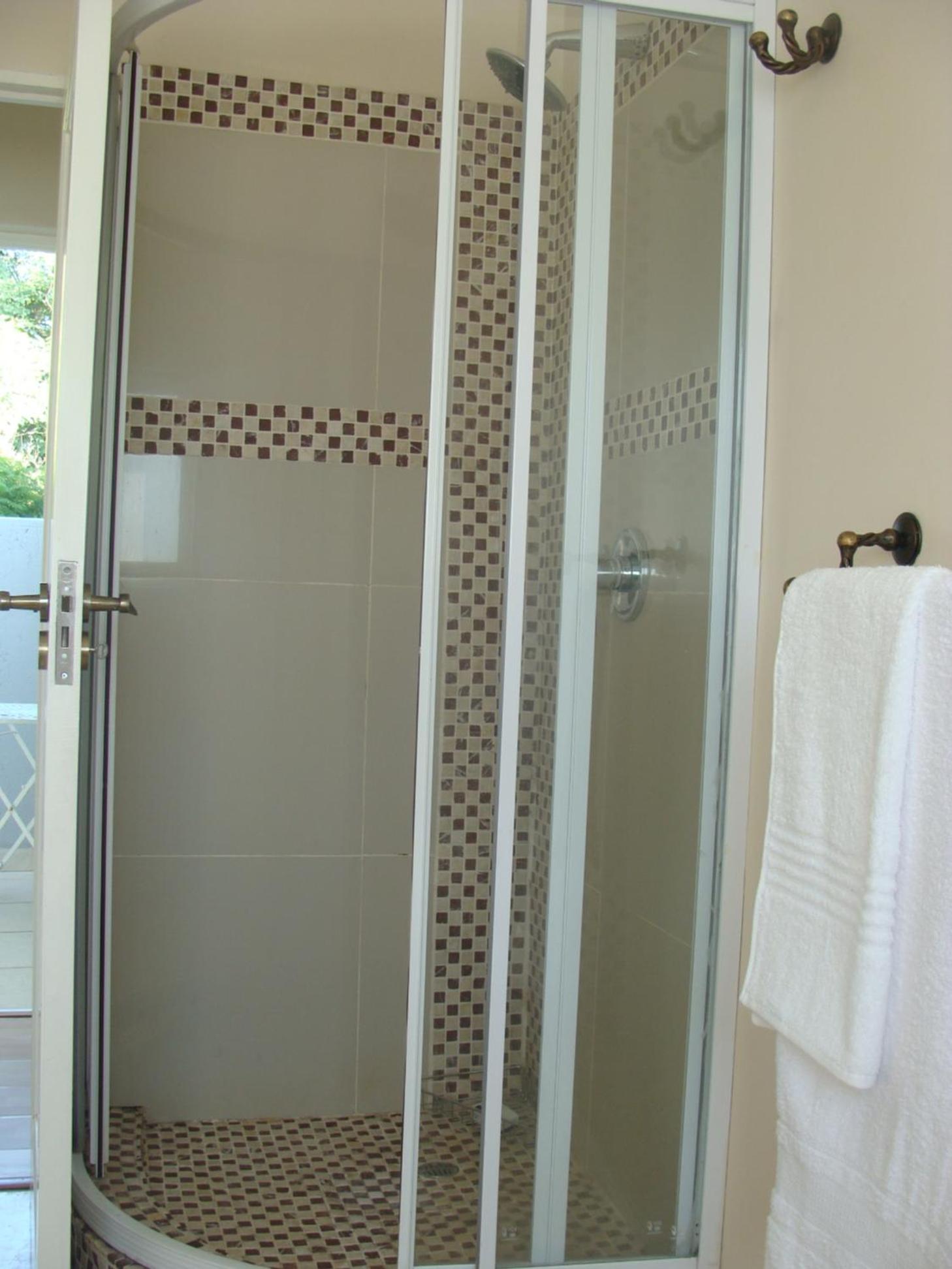 Lonehill - Suite House 3 view 5