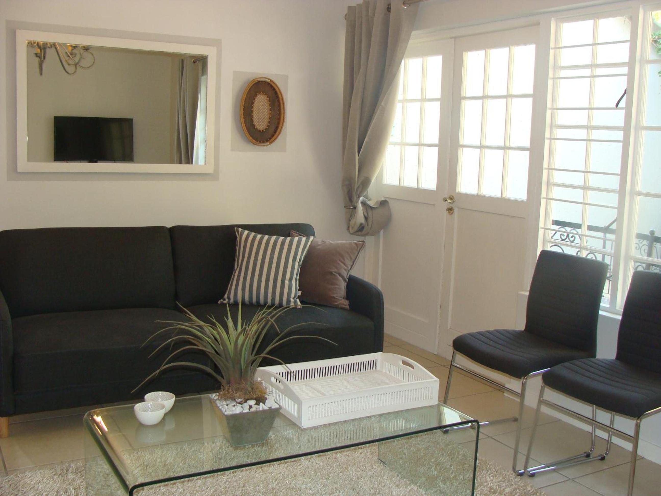 Lonehill - Suite 1A view 4