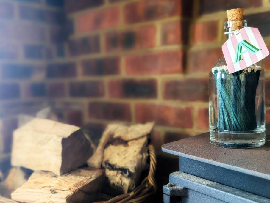 Badger Cottage, Near Goodwood