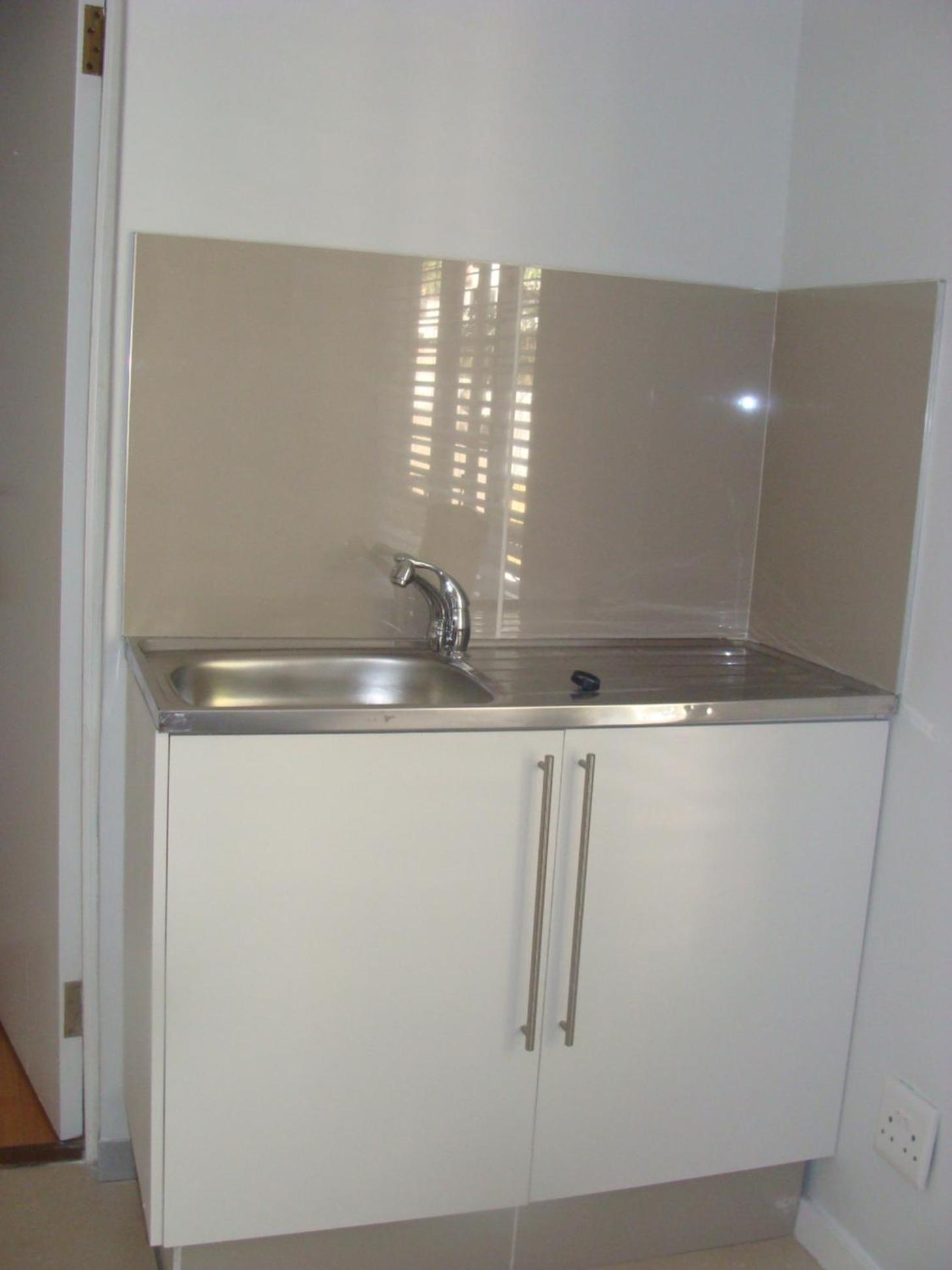 Lonehill - Suite 1B